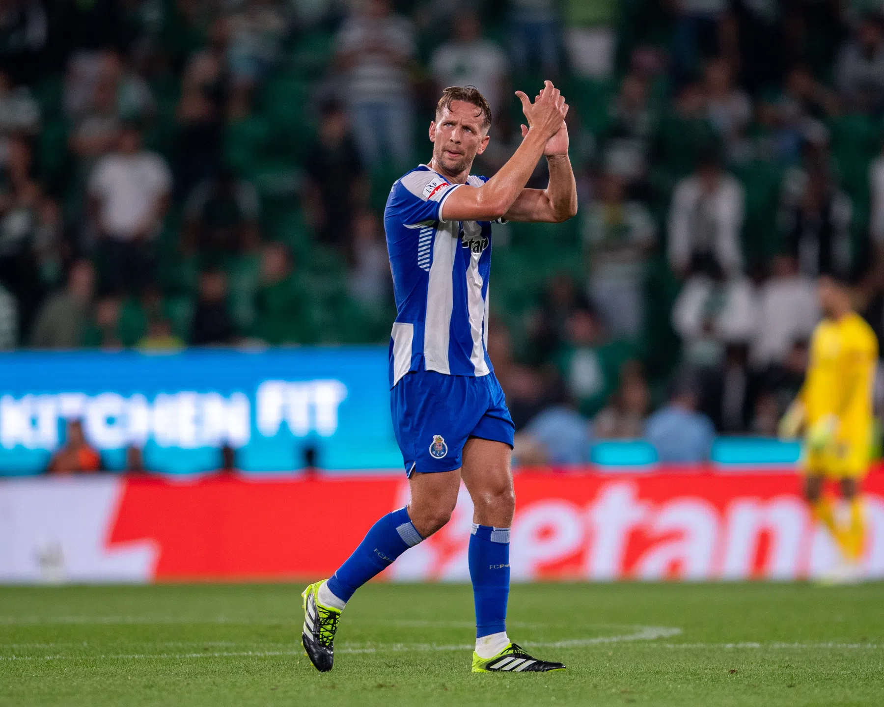 De Jong maakt bij Porto ook buiten het veld grote indruk