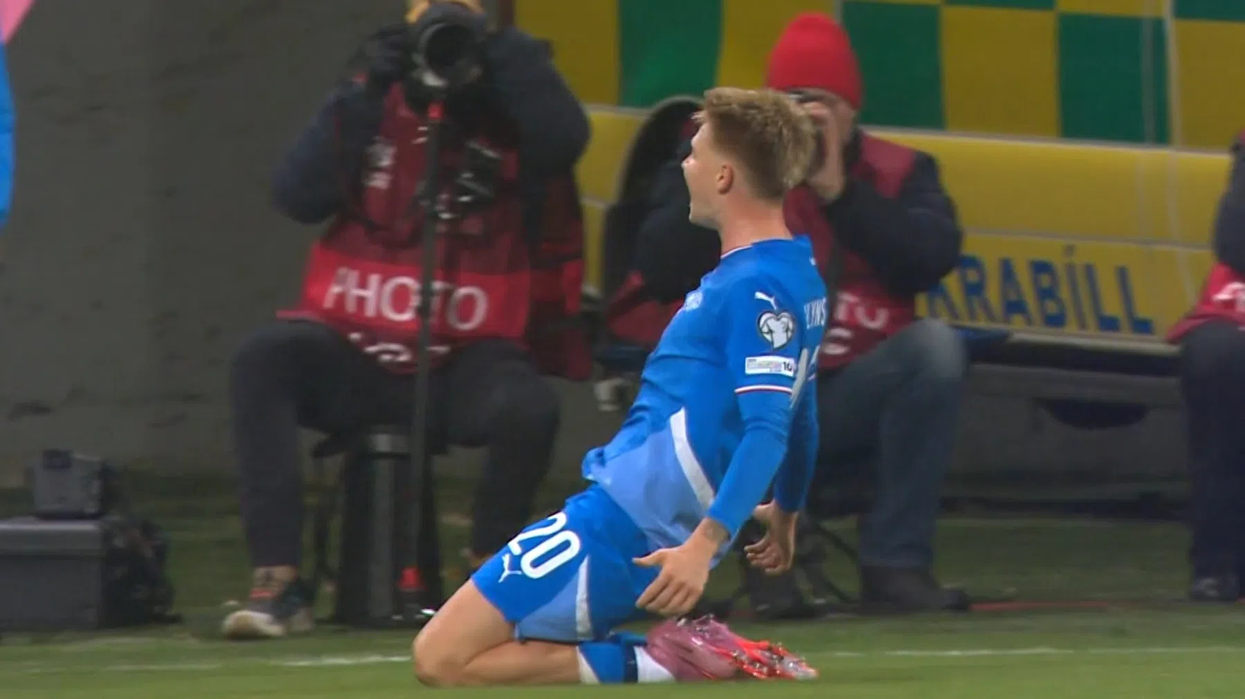 Hlynsson zorgt voor eerste misstap Frankrijk. WK-droom Oekraïne springlevend
