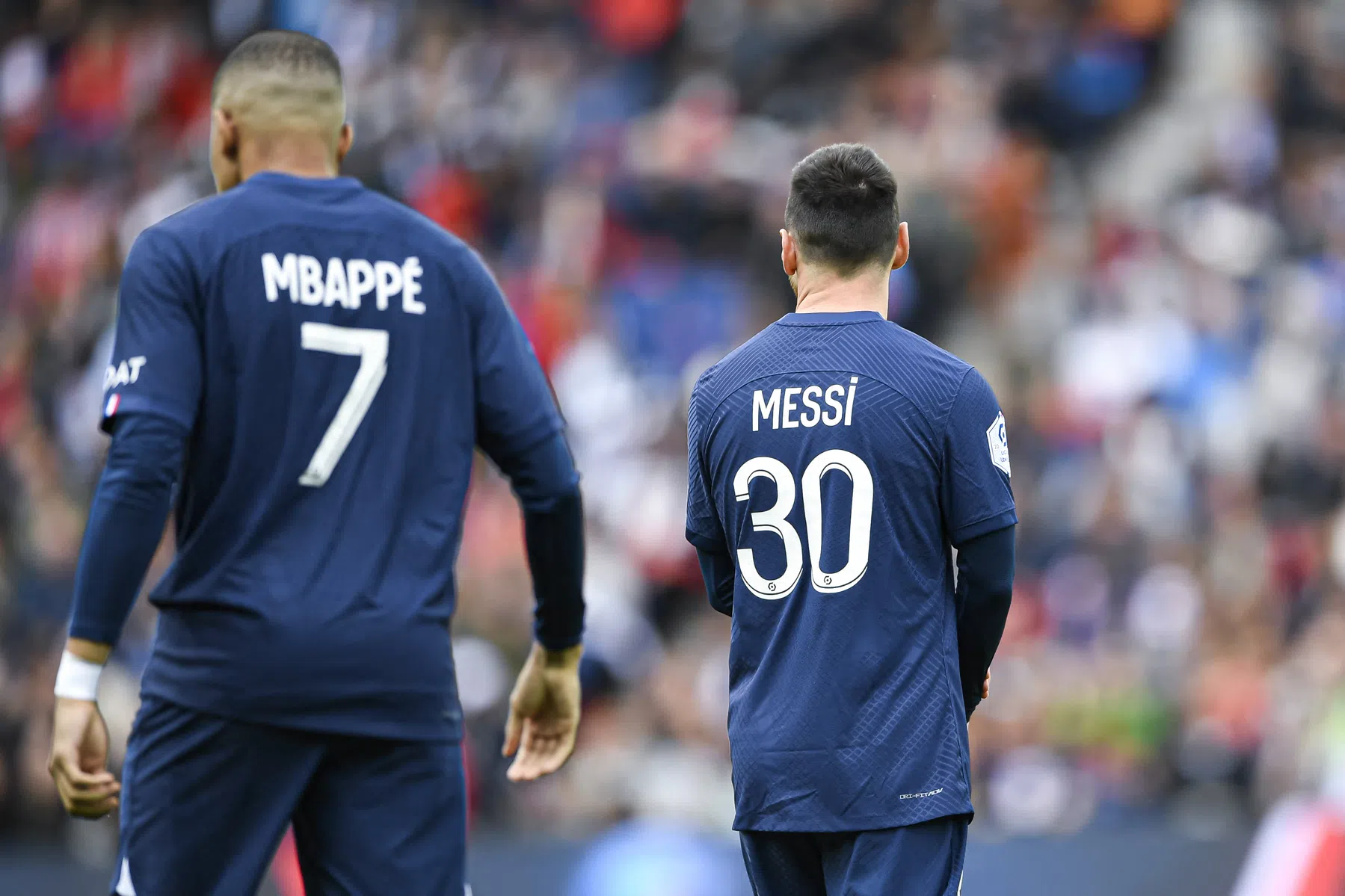 Mbappé gaat in uitgebreid interview in op Messi en Ronaldo