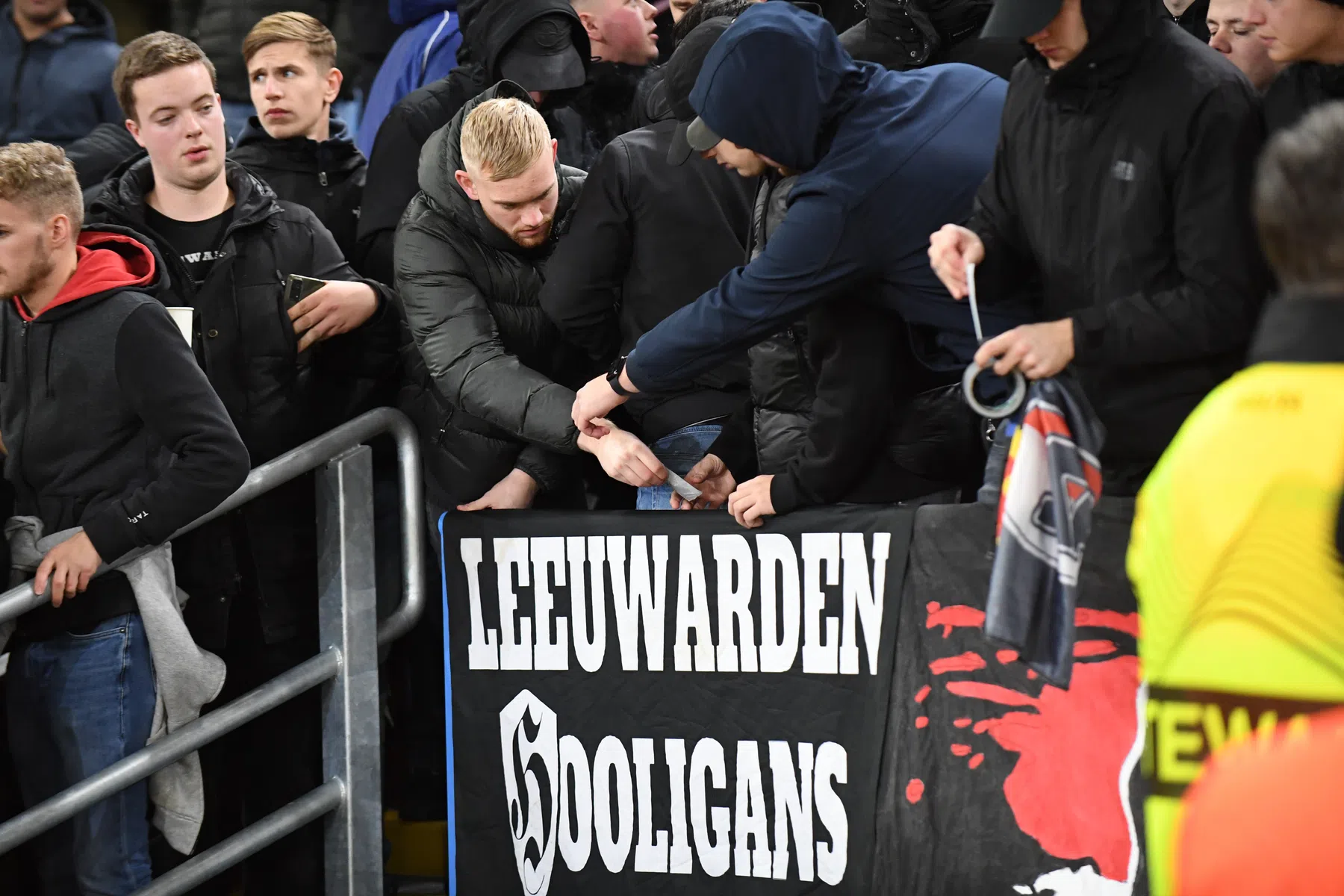 Minder stadionverboden en grote incidenten in Nederlands profvoetbal