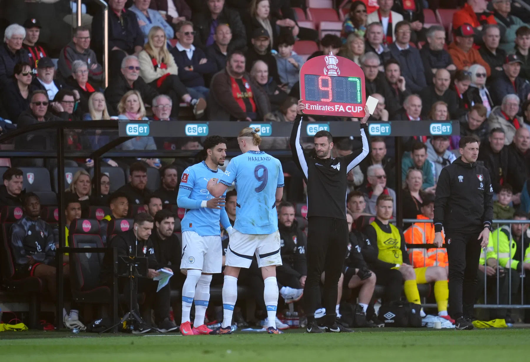 'Europese topclubs bespreken extra wisselmogelijkheid'