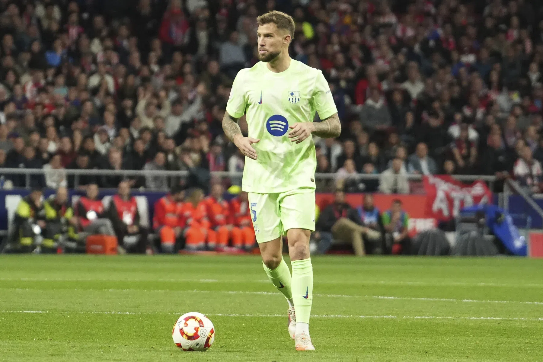 Iñigo Martínez staat nog altijd vol achter Barcelona