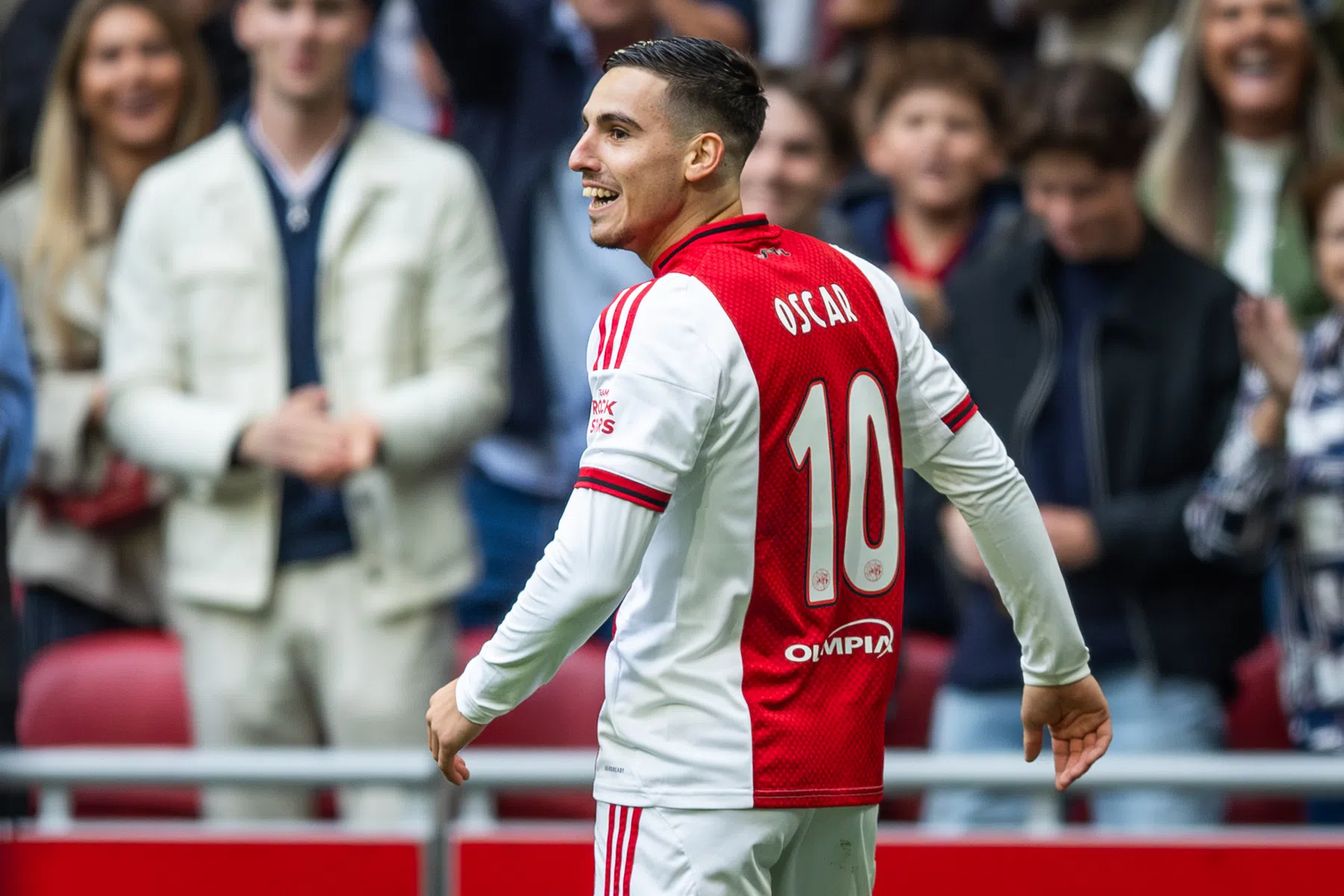 Gloukh kijkt terug op zijn Ajax-voorgangers: 'Tadic was mijn favoriet'