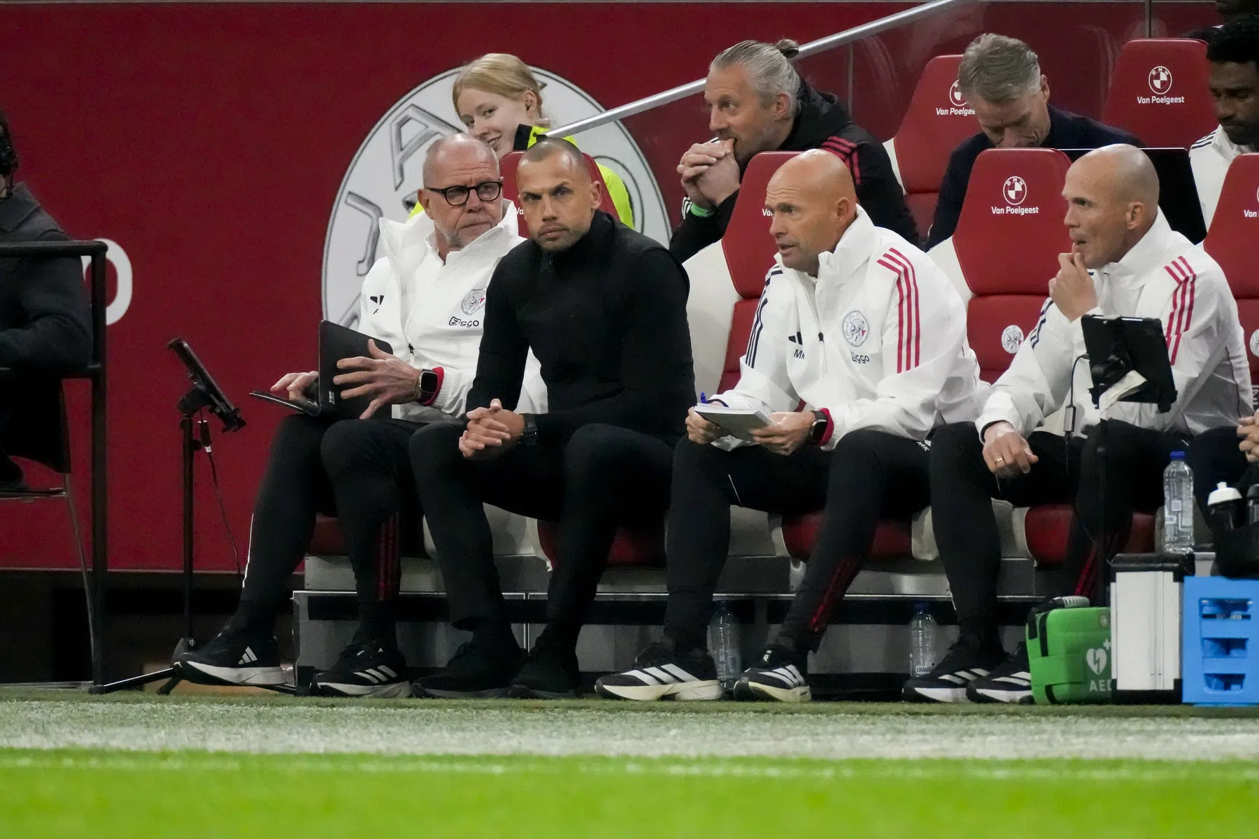 Heitinga ziet 'broos' Ajax: 'Aantal spelers haalden hun niveau niet'