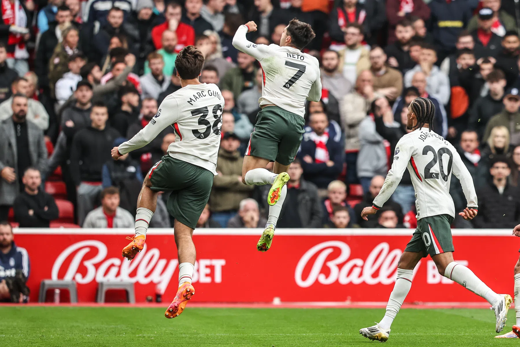 Chelsea heeft drie minuten nodig om met goed gevoel toe te leven naar Ajax