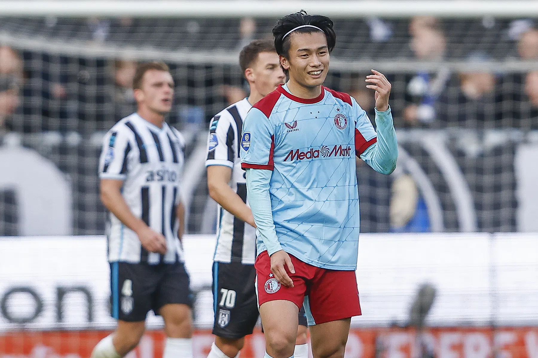 Ueda schiet zichzelf in Feyenoord-rijtje met Moulijn en Van der Gijp