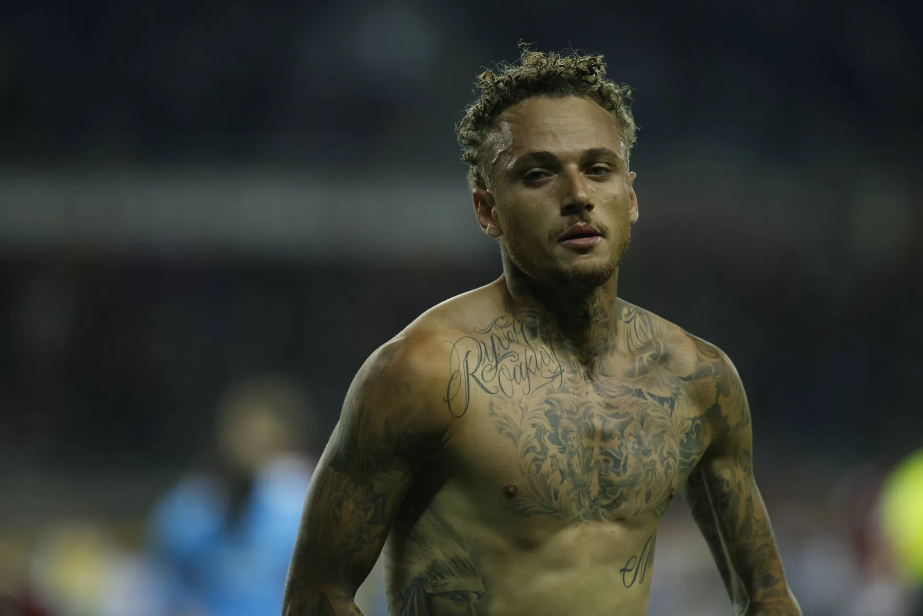 Worstelende Noa Lang voor even terug bij PSV: 'Onderschatten dit weleens'