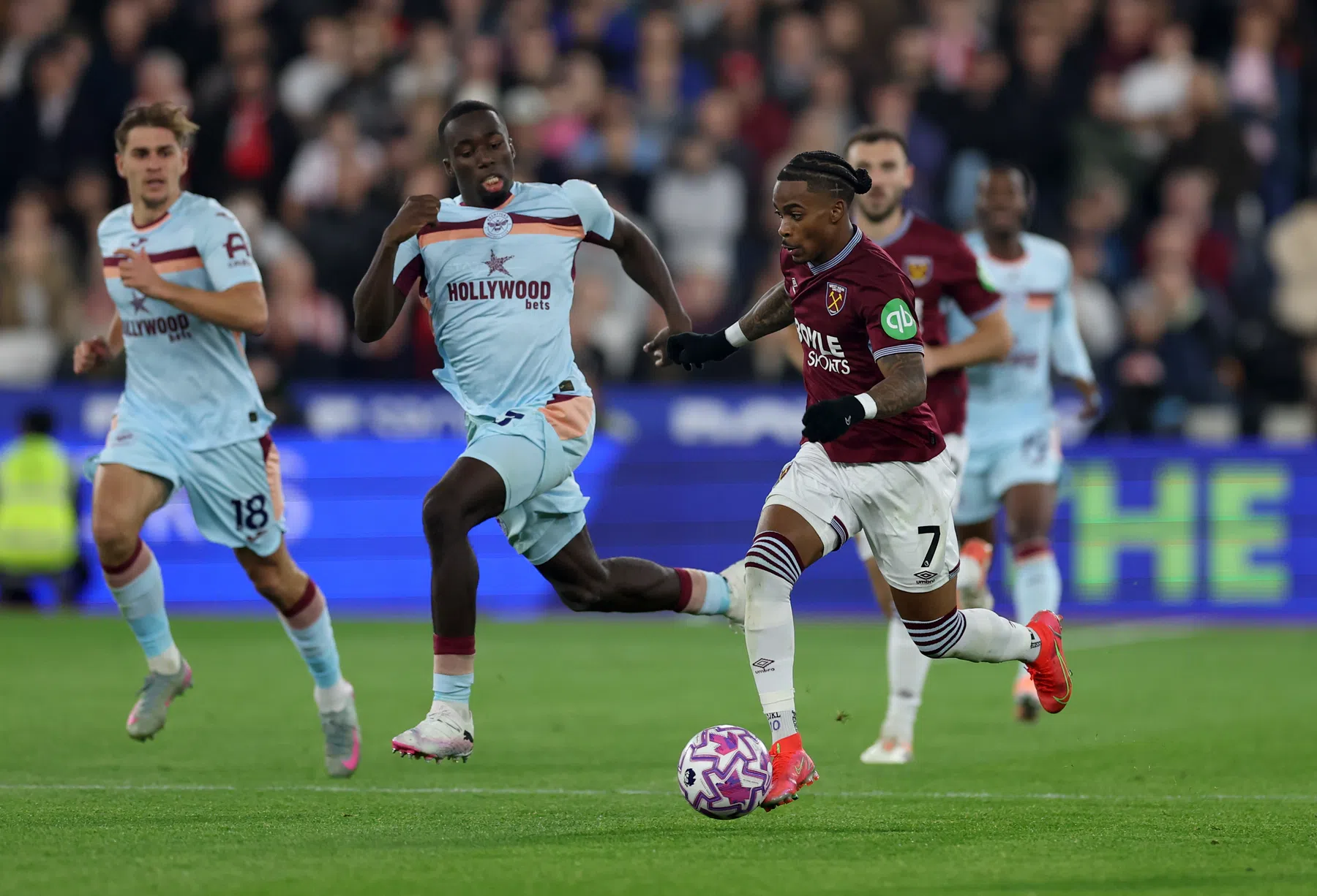 West Ham bij thuisdebuut Nuno van kastje naar de muur gespeeld