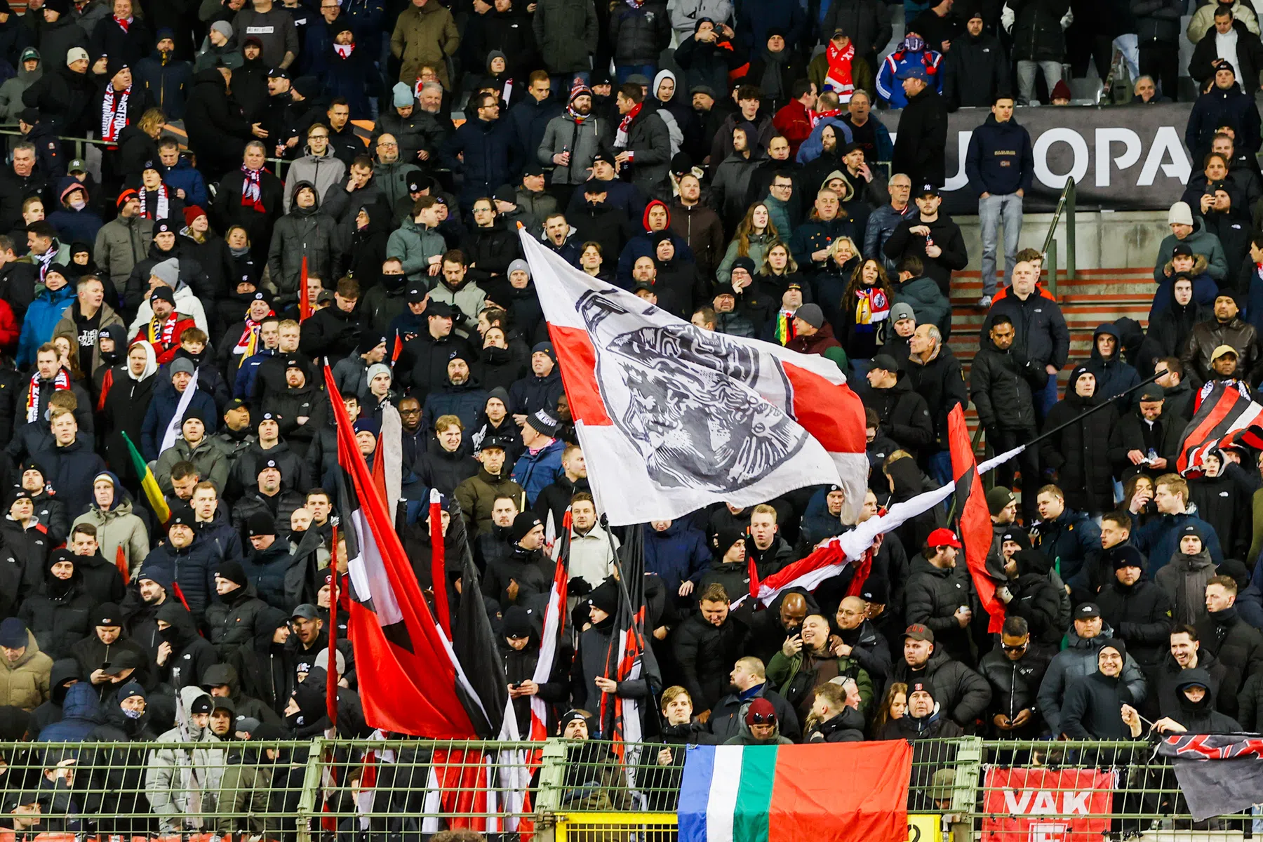 Ajax op bezoek bij Chelsea: zo worden de Amsterdamse kansen ingeschat