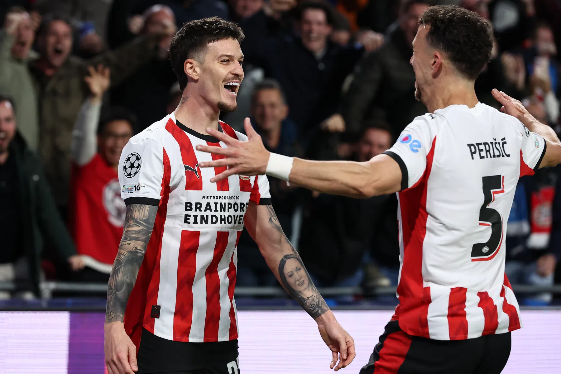 Wervelend PSV maakt korte metten met Napoli