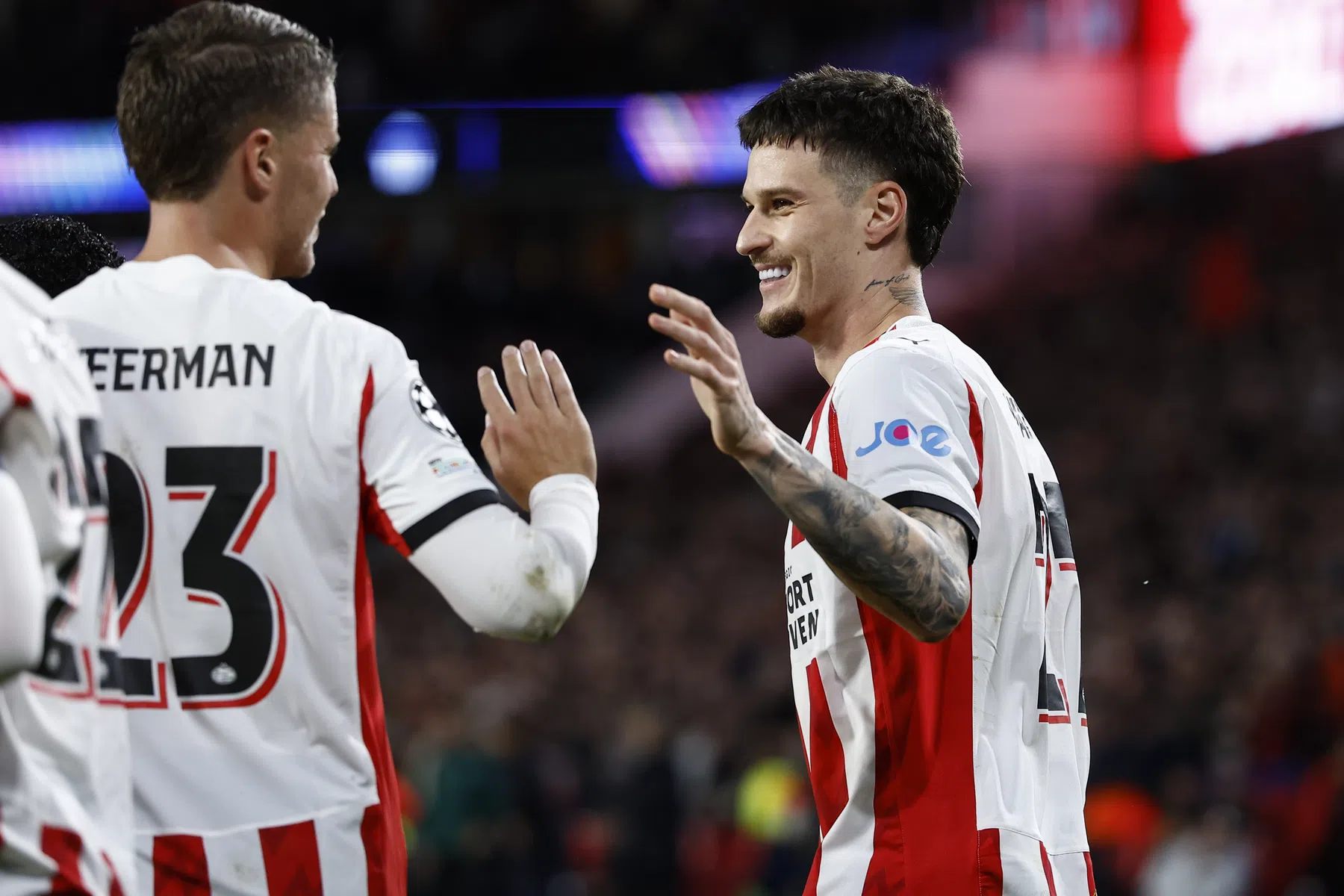 PSV in masterclass langs Napoli: 'Een collectieve topprestatie'