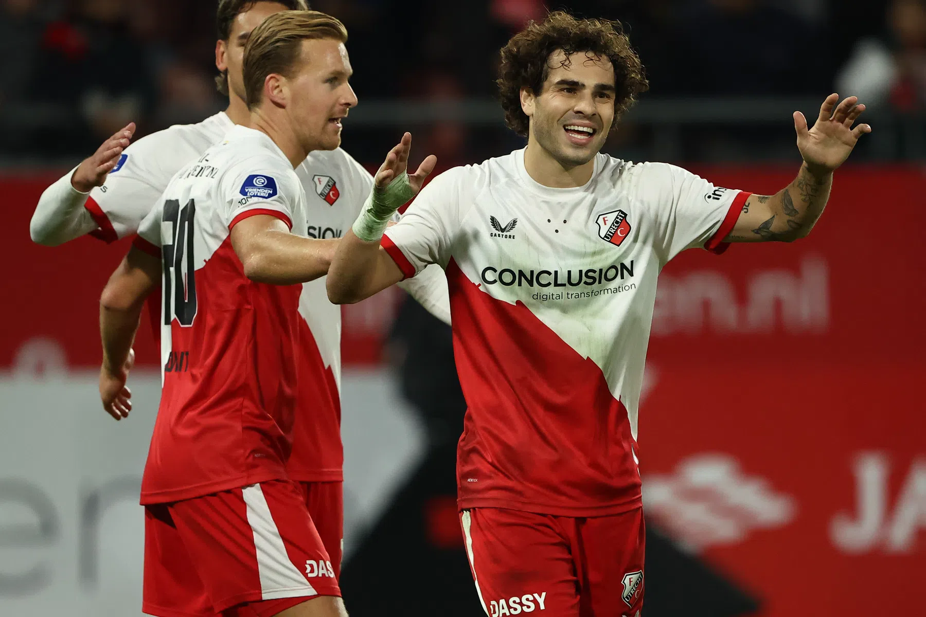 FC Utrecht wil bomvol uitvak in Freiburg 'iets aanbieden', basisplek Rodríguez