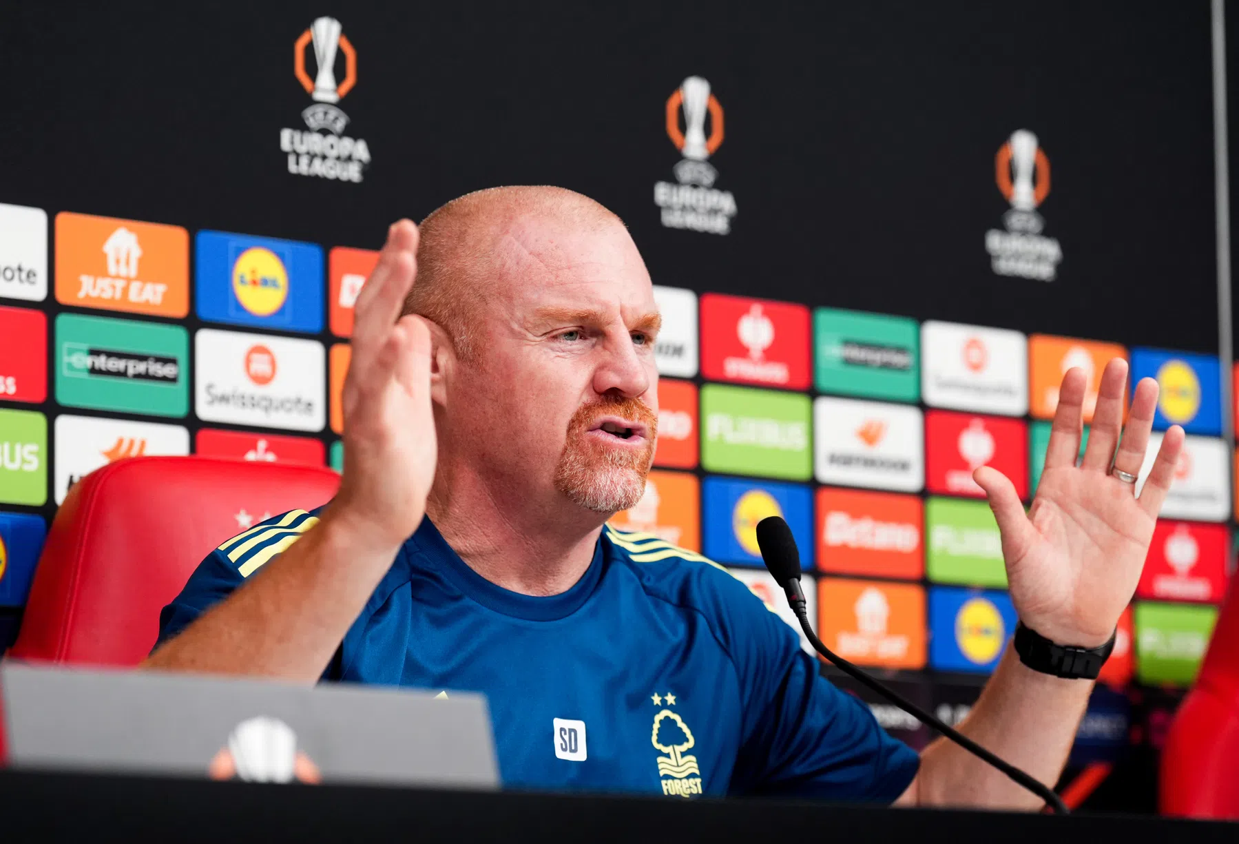 Dyche beschouwt Forest als grootste uitdaging uit carriere