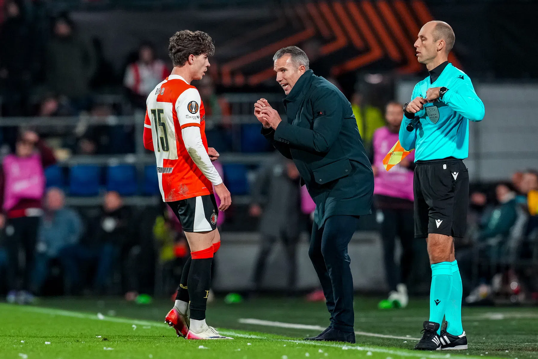 Van Persie kritisch op 'slap' Feyenoord: 'Heb verteld wat ik ervan vond'