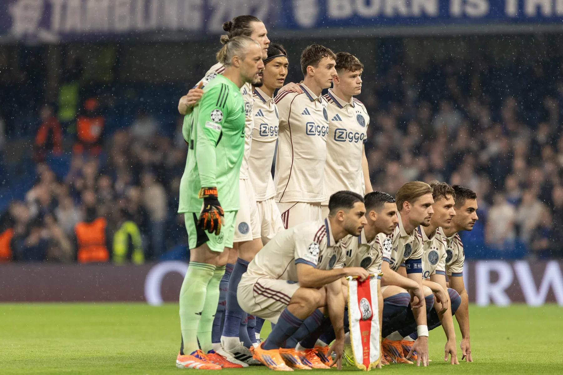 Oud-Ajacied schrikt van optreden in Londen: 'Dat was Ajax-DNA'