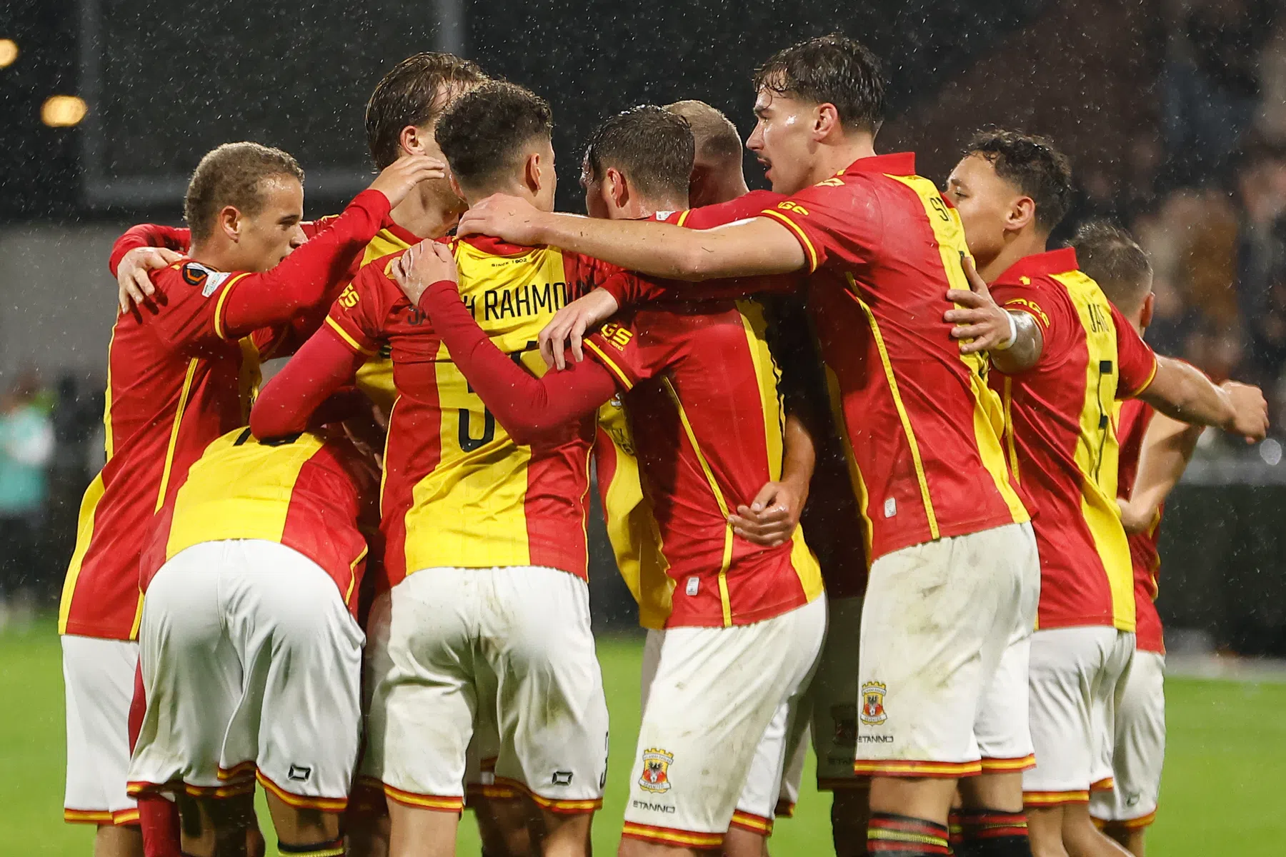 Go Ahead Eagles heeft van Aston Villa gewonnen in de Europa League
