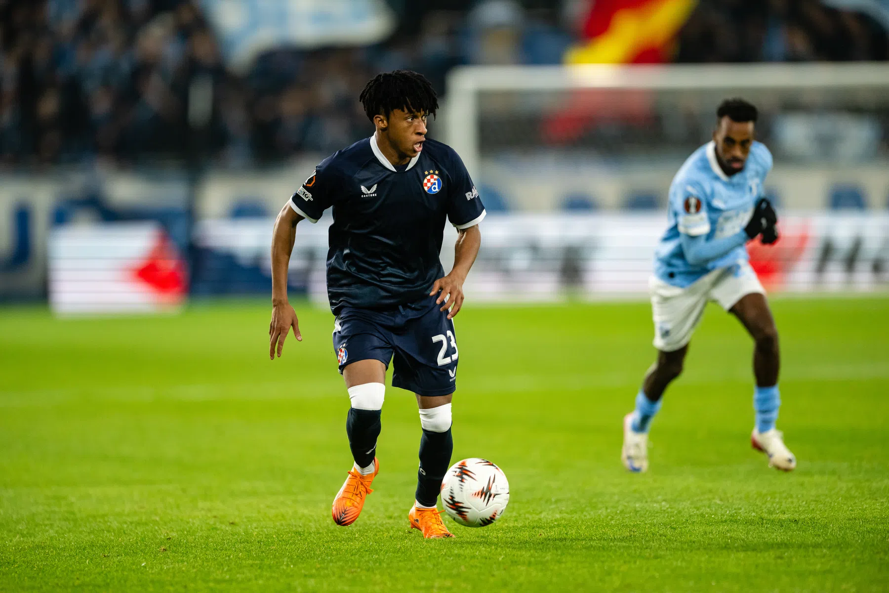 Verdwenen bij Porto, in vizier van Barca: dit is Zagreb-talent Cardoso Varela (16)