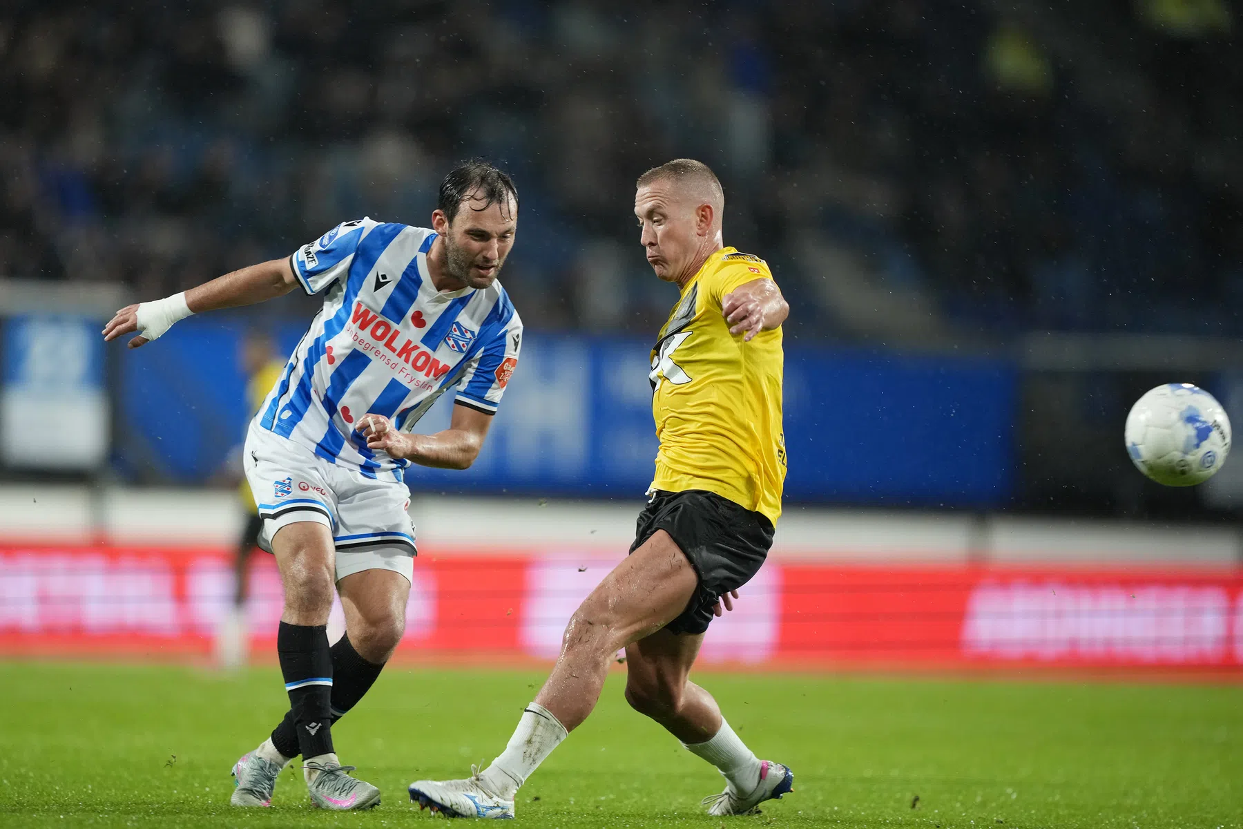 NAC in extremis naast Heerenveen na zinderende tweede helft