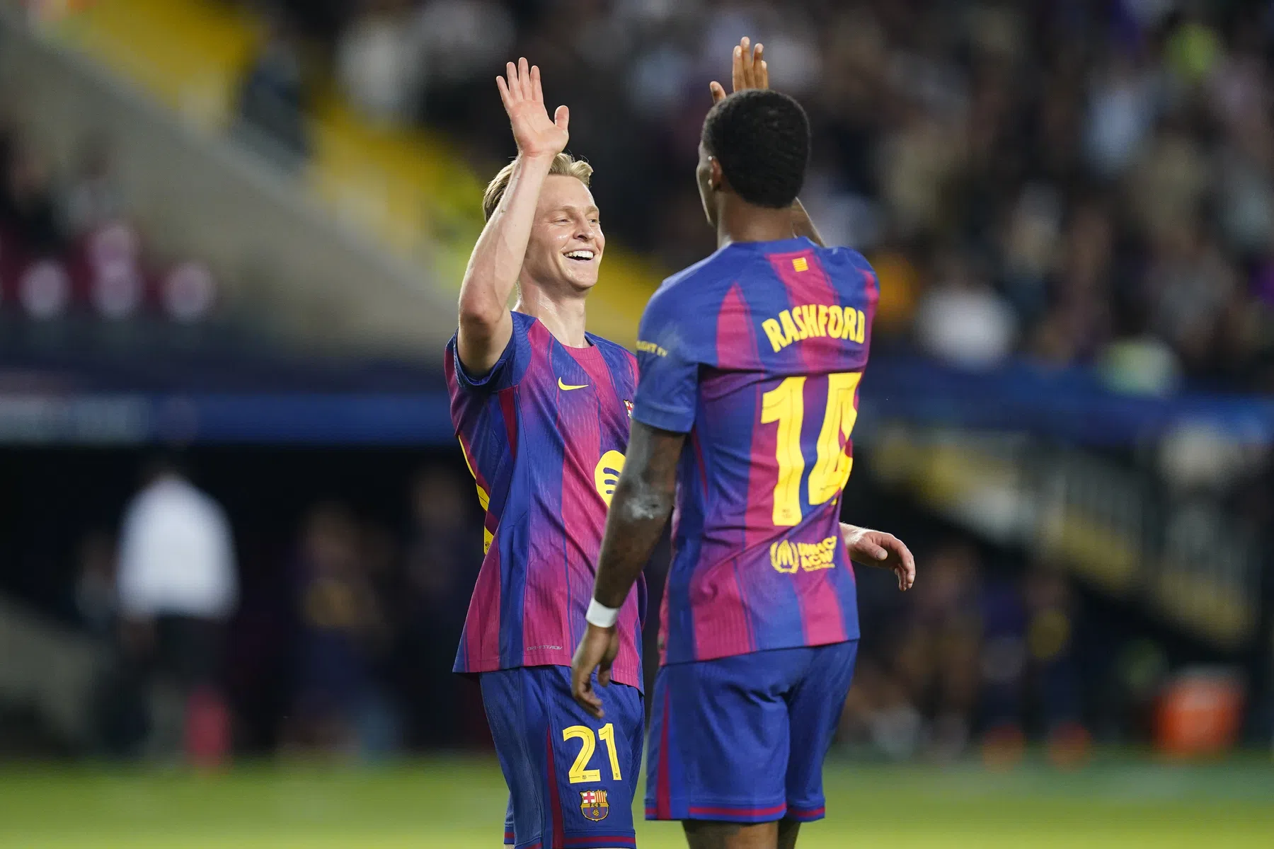 'Opluchting in Barcelona: Frenkie de Jong fit voor El Clásico'