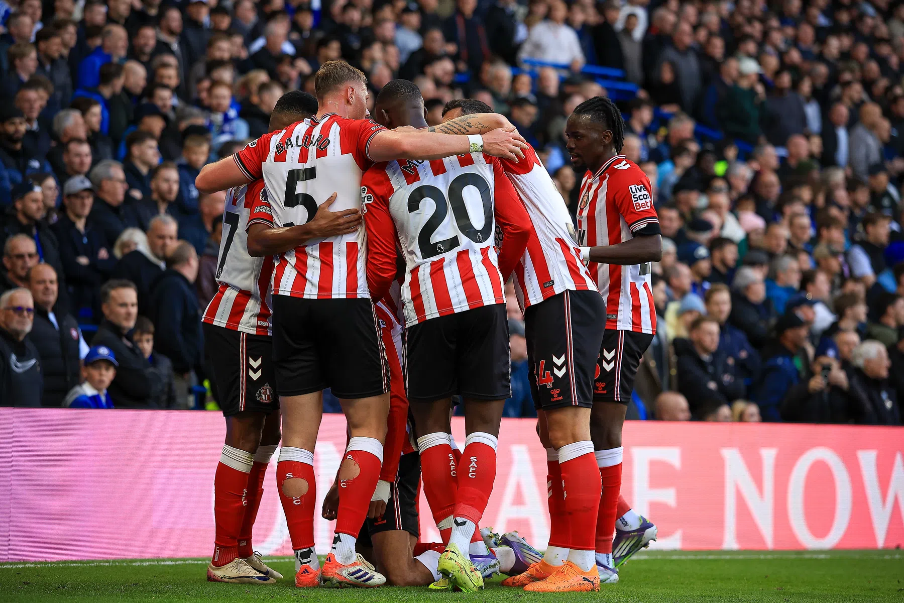 Brobbey met assist goud waard bij Sunderland-stunt tegen Chelsea