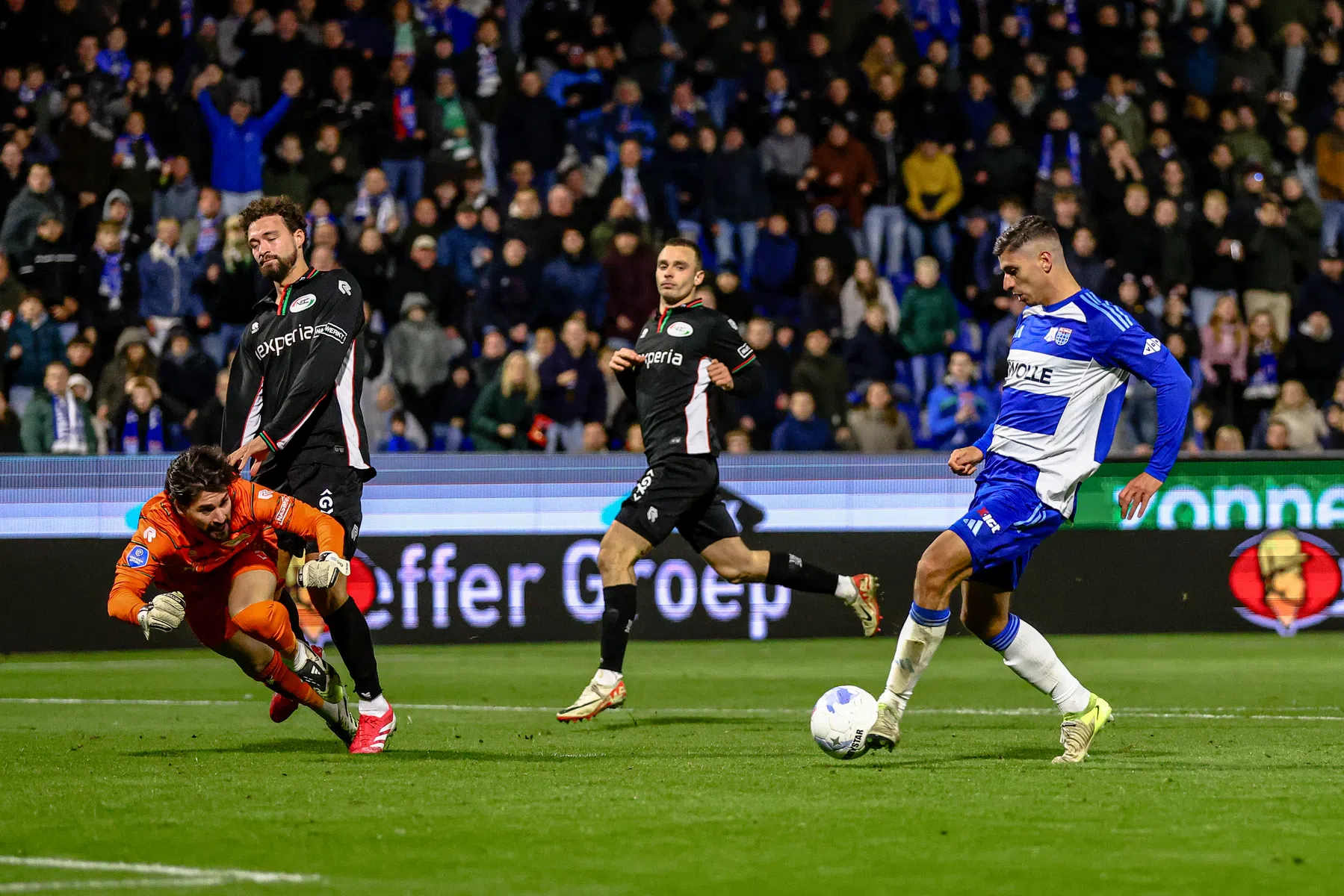 PEC Zwolle en NEC hebben zaterdagavond gelijkgespeeld