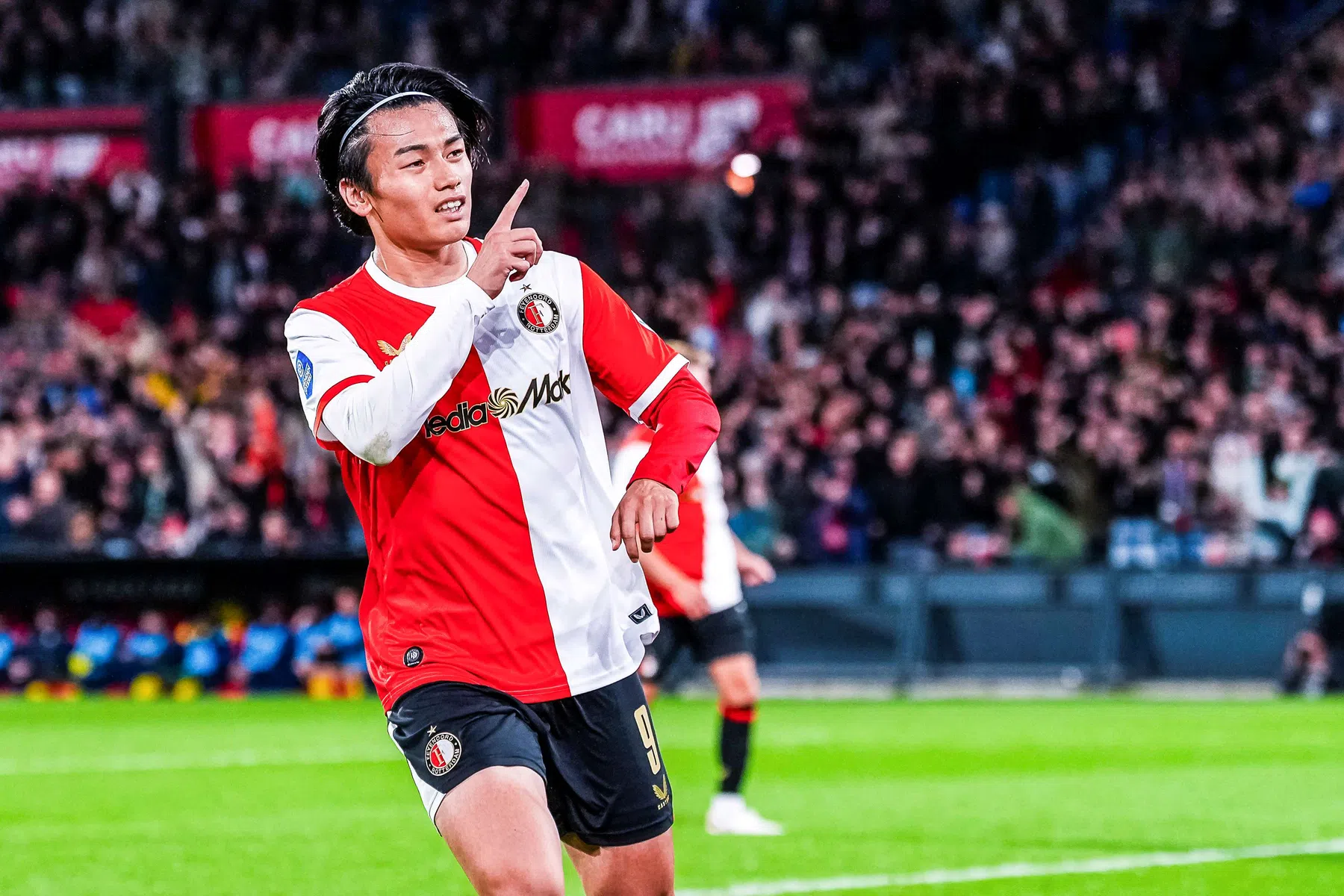 Ayase Ueda rekent af met zijn criticasters