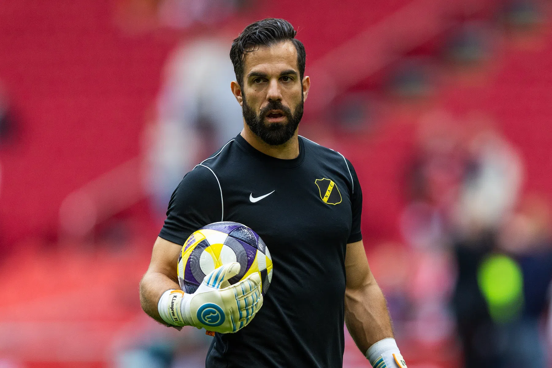 Hoefkens kiest voor Lamprou als nieuwe eerste keeper van NAC