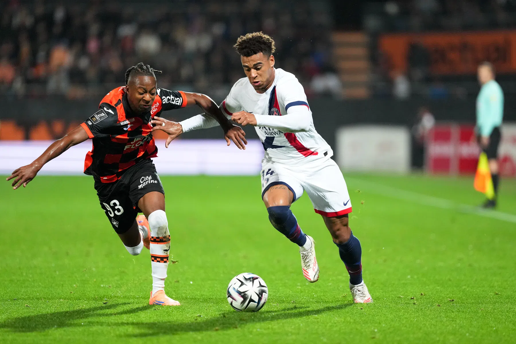 Doué maand na blessurerel opnieuw in de lappenmand bij PSG