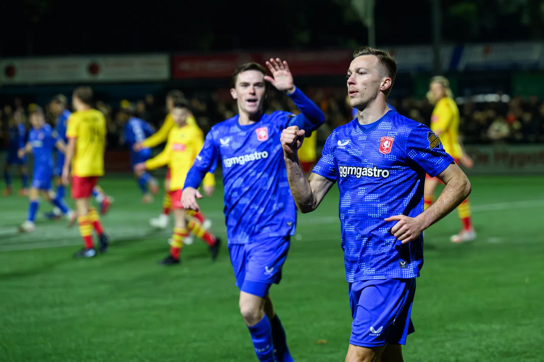 FC Twente ten koste van Rohda Raalte door naar volgende ronde beker