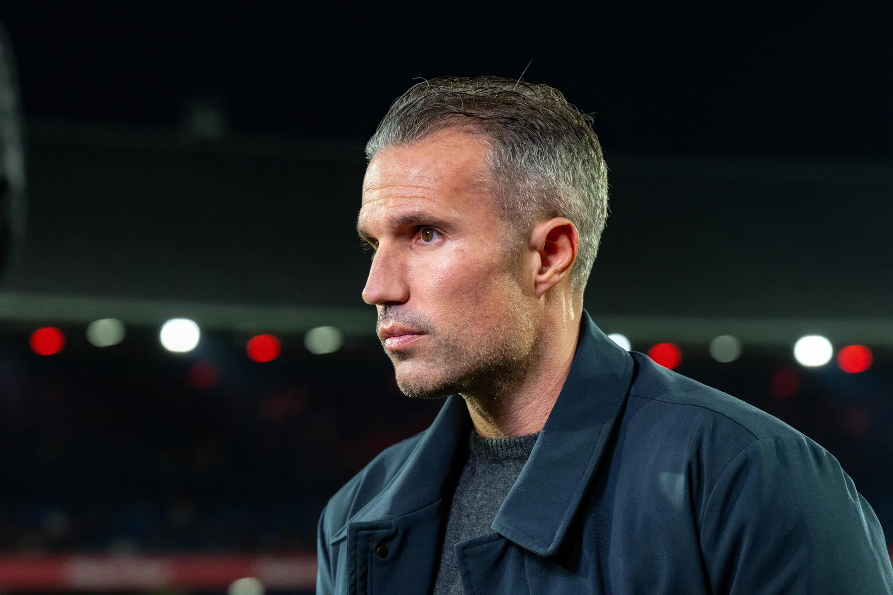 Van Persie bevestigt maandenlange afwezigheid van Moder