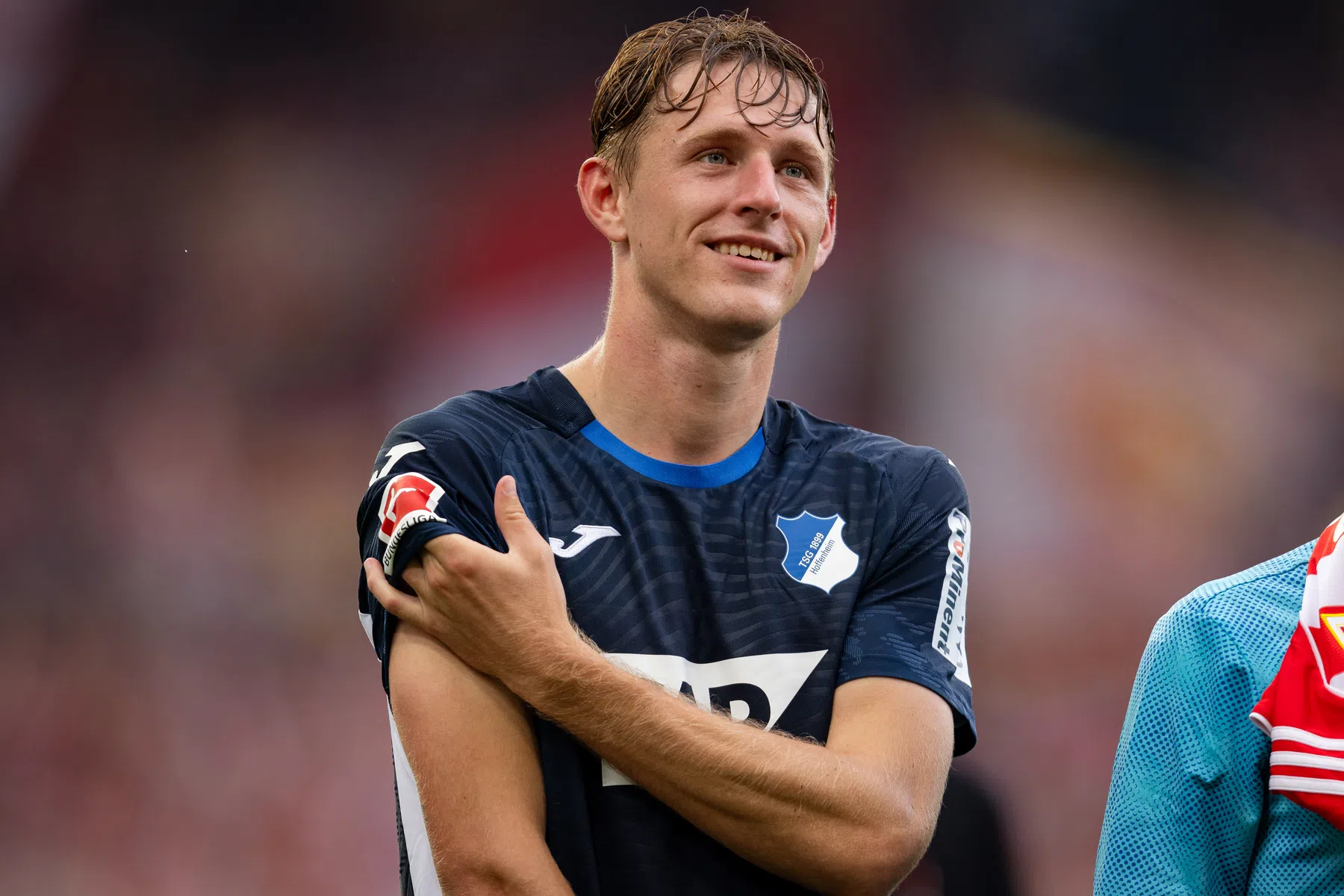 Burger brengt Wolfsburg en Simonis met dubbelslag in nog grotere problemen