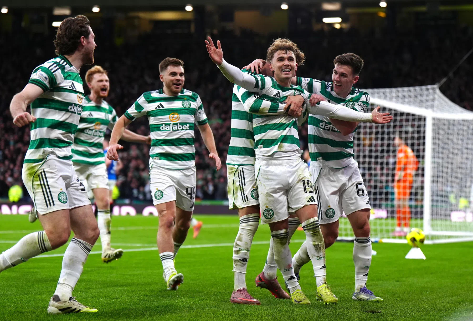 Celtic finalist na verlenging en roodgekleurde Old Firm