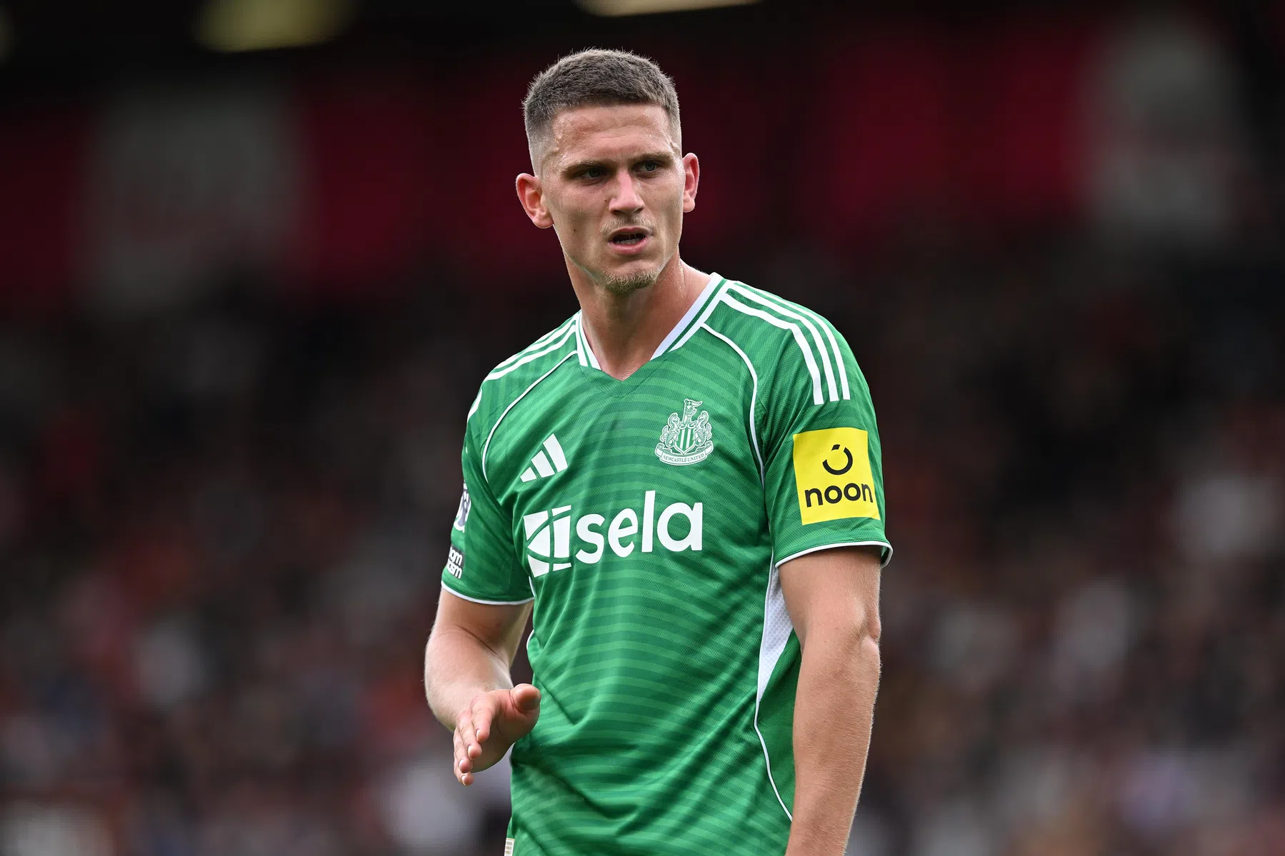 Eigen goal Botman bezorgt West Ham United eerste zege in 9 weken