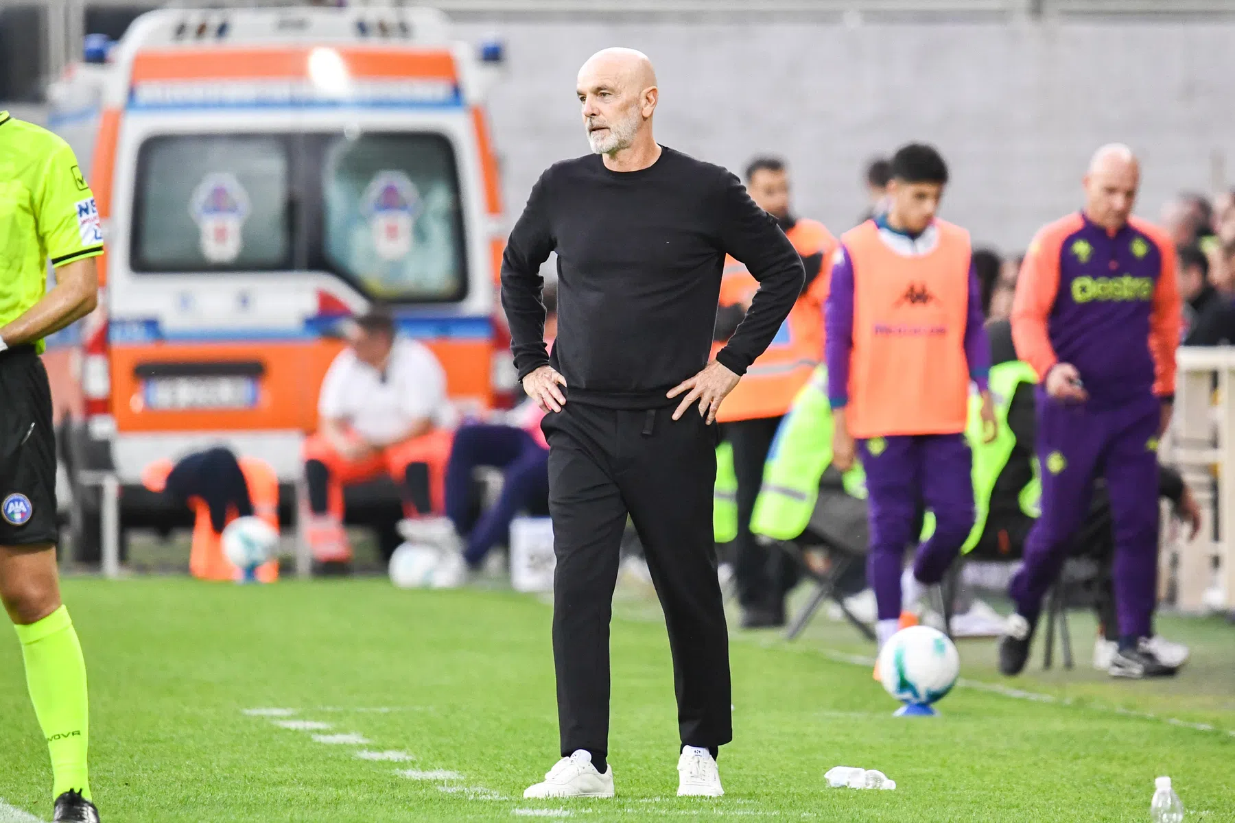 'Pioli weigert ontslag te nemen bij Fiorentina, club denkt daar anders over'