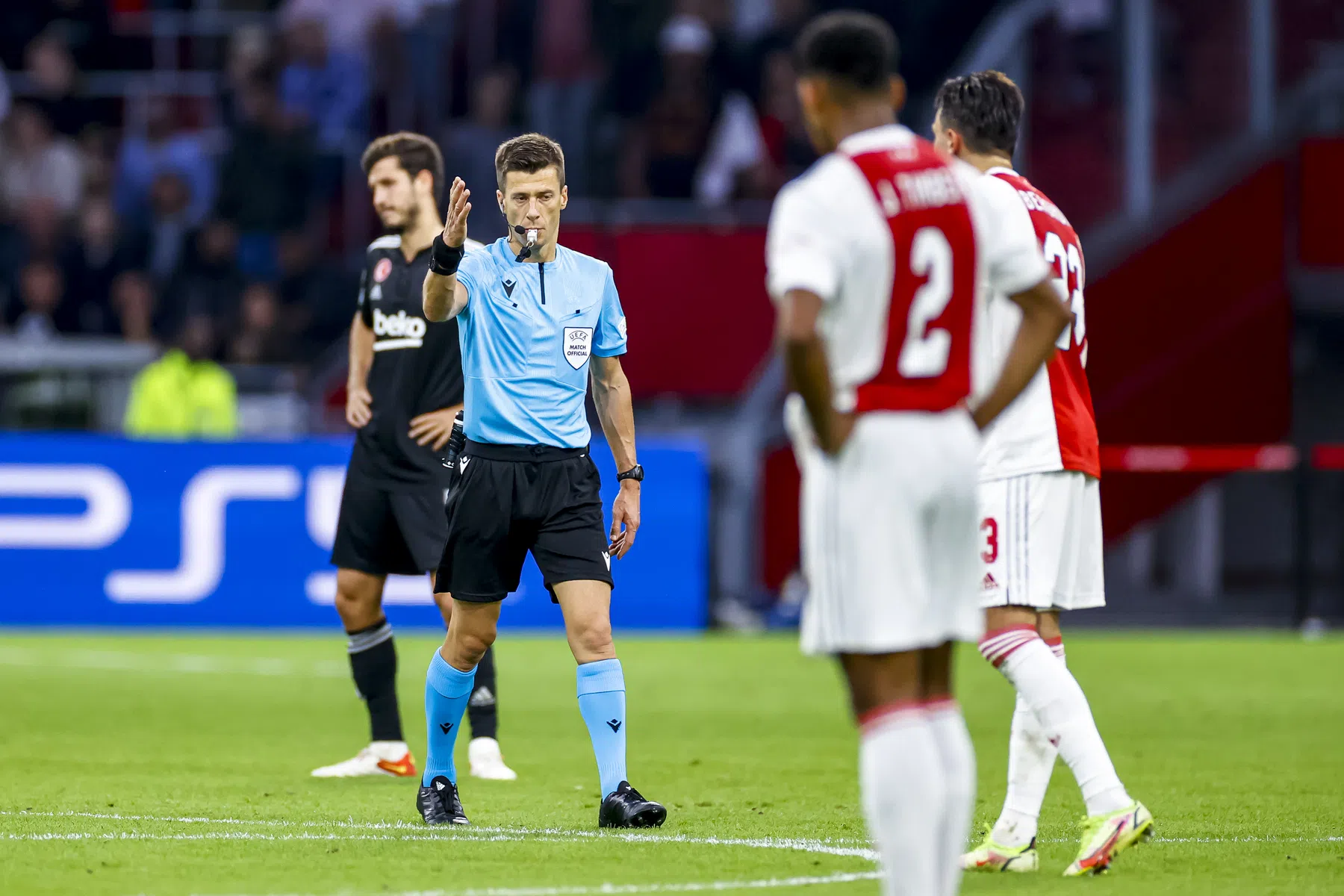 Ook Franse scheidsrechter voor Ajax in Champions League