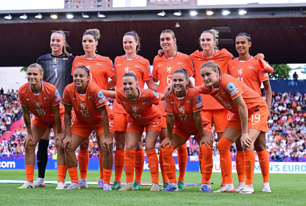 Oranje Leeuwinnen kennen de route naar het WK in Brazilië