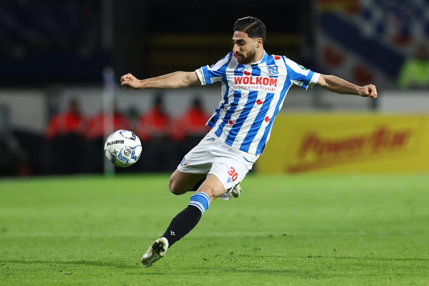 Jahanbakhsh tekent transfervrij bij Belgische hekkensluiter