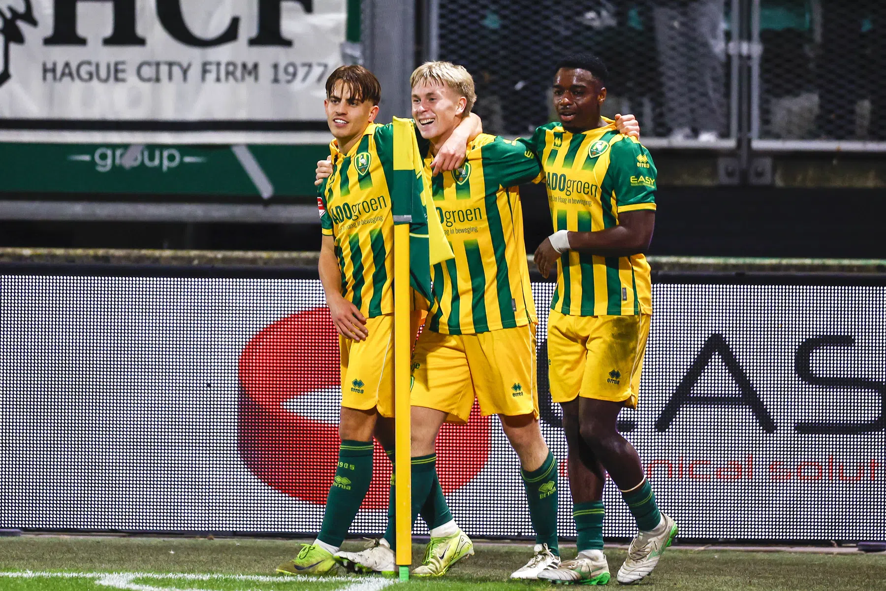 ADO veertien punten los van plek drie na topavond tegen concurrent Roda JC