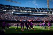 Thumbnail for article: Bijzonder veel toeschouwers aanwezig bij eerste training vernieuwd Camp Nou