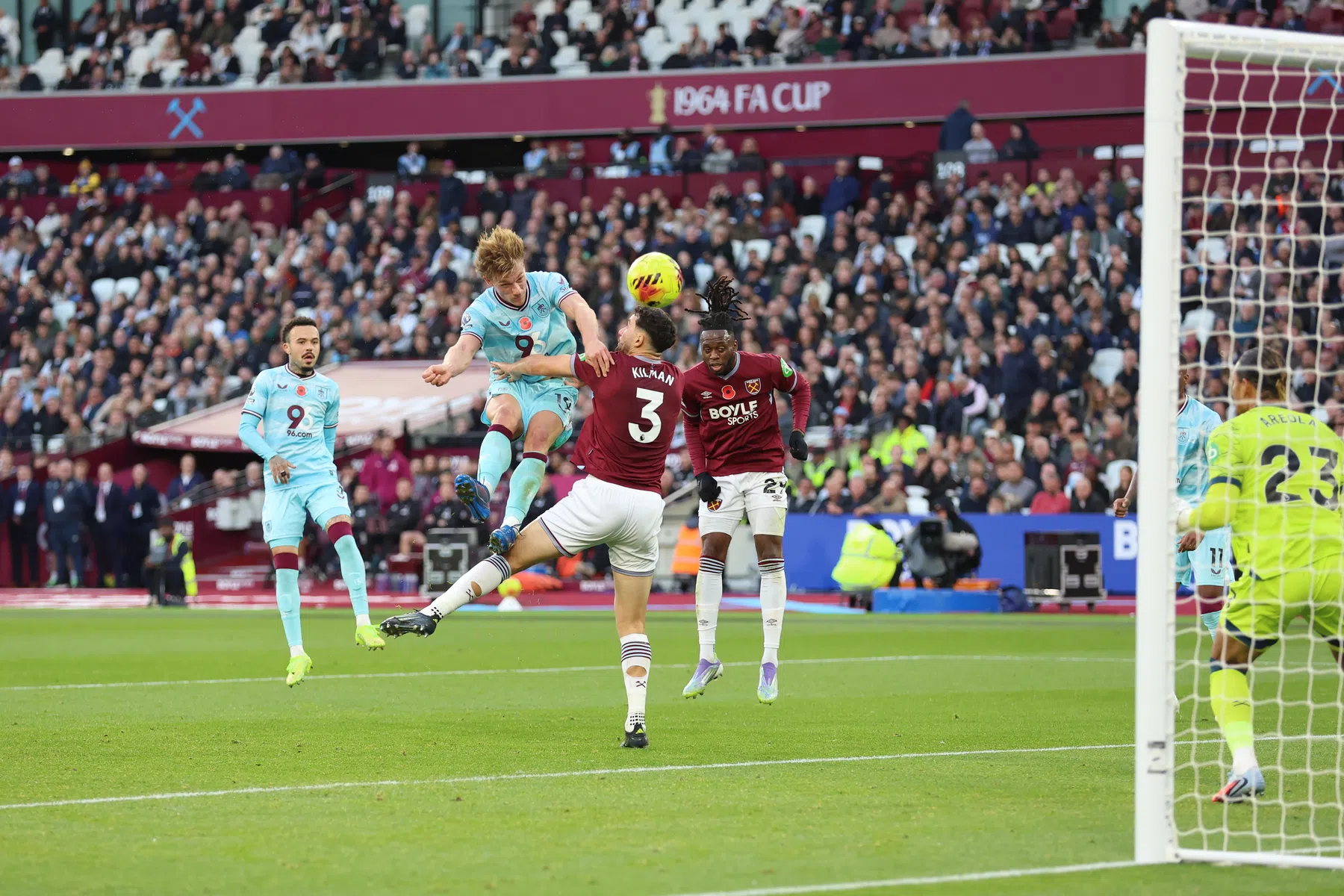 Burnley heeft in Londen aan knappe kopgoal van Flemming niet genoeg