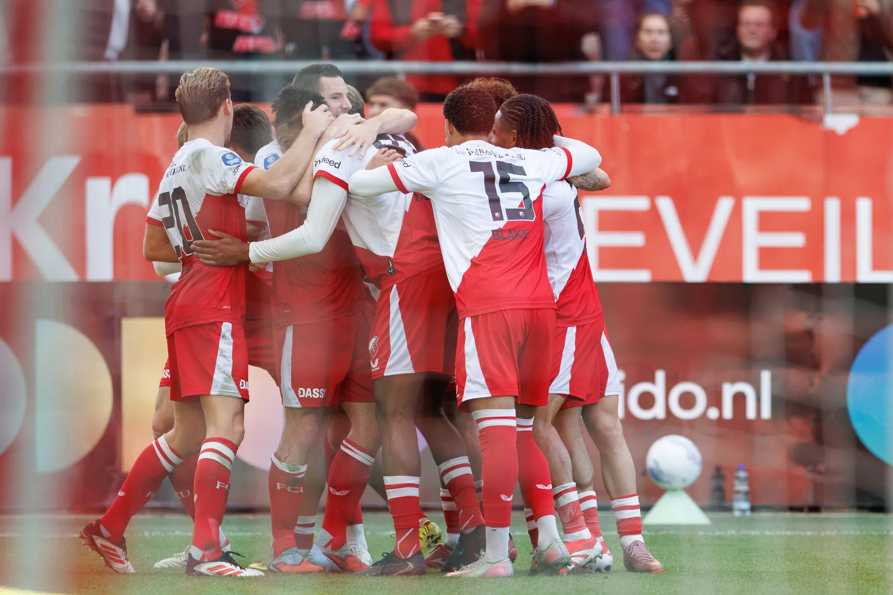 Ajax vervalt onder Grim in zelfde fouten en verliest in Utrecht
