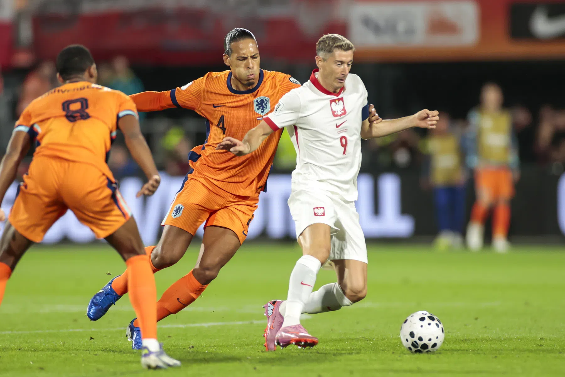 Poolse media halen voor 'zwaarste test' Oranje-trauma uit de kast