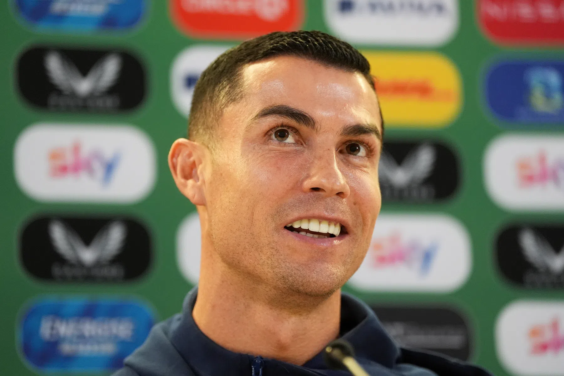 Ronaldo na vraag over duizendste goal: 'Jij hebt teveel films gekeken'