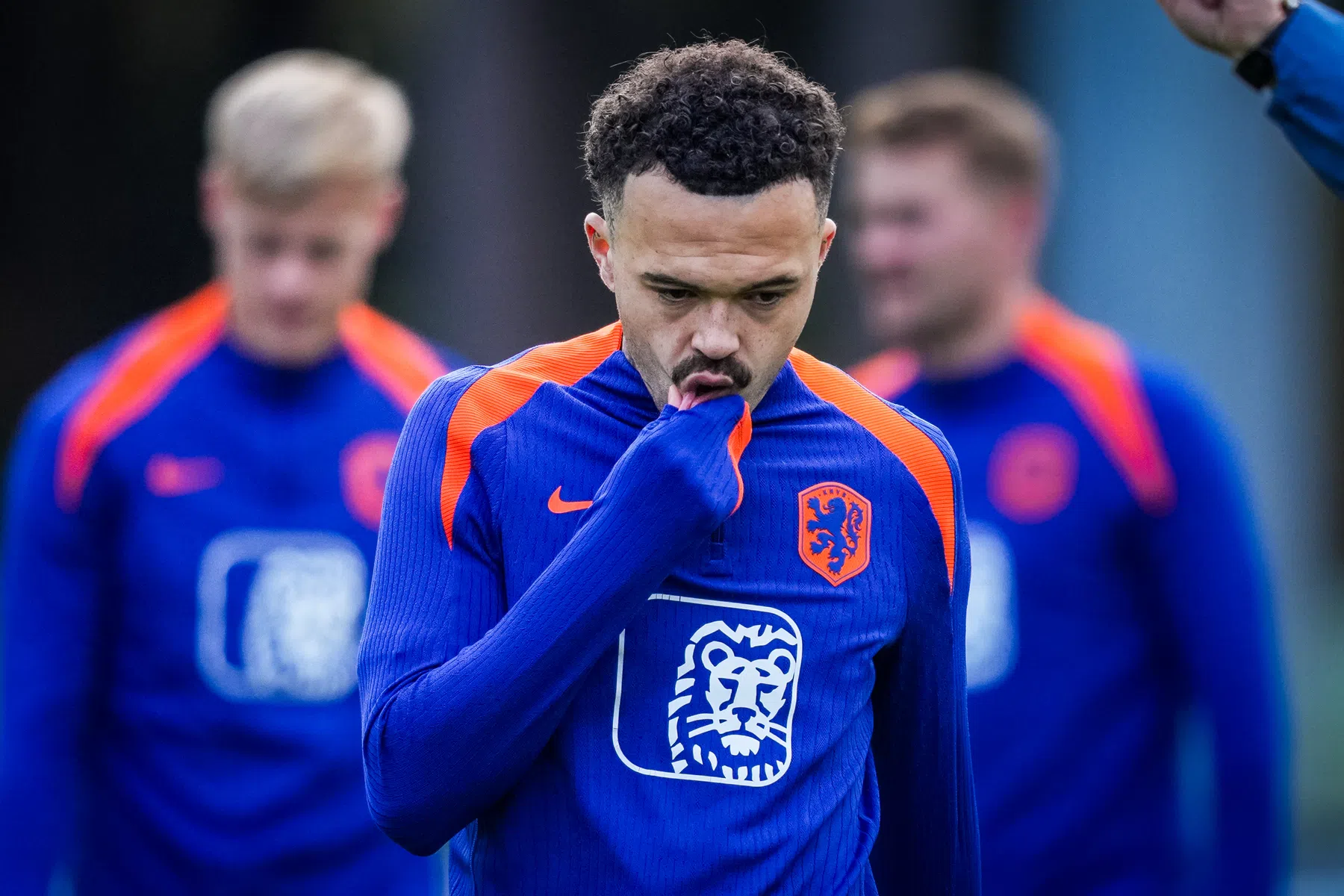 Tweede afvaller bij Oranje: Koeman ziet na Weghorst ook Hartman afhaken