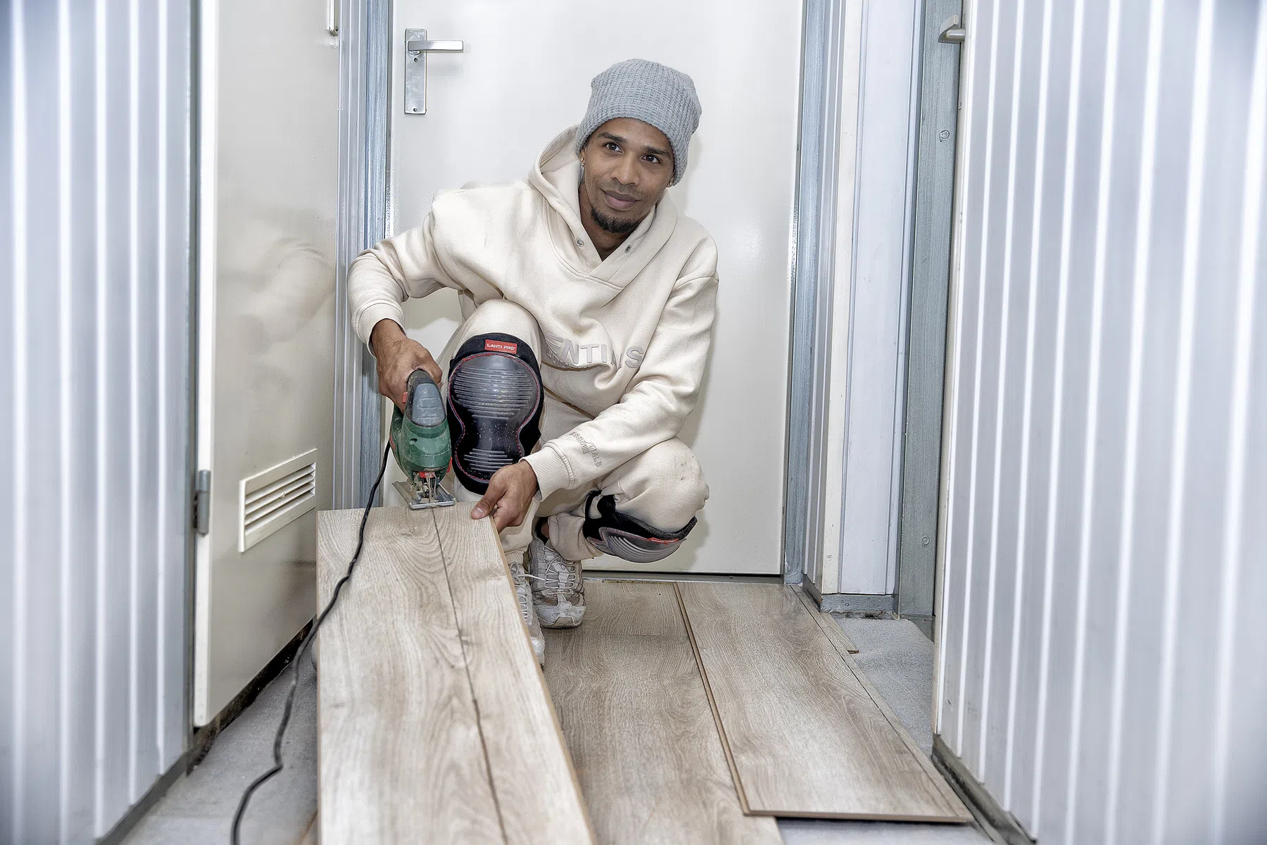 Een middag met de vloeren leggende vleugelflitser