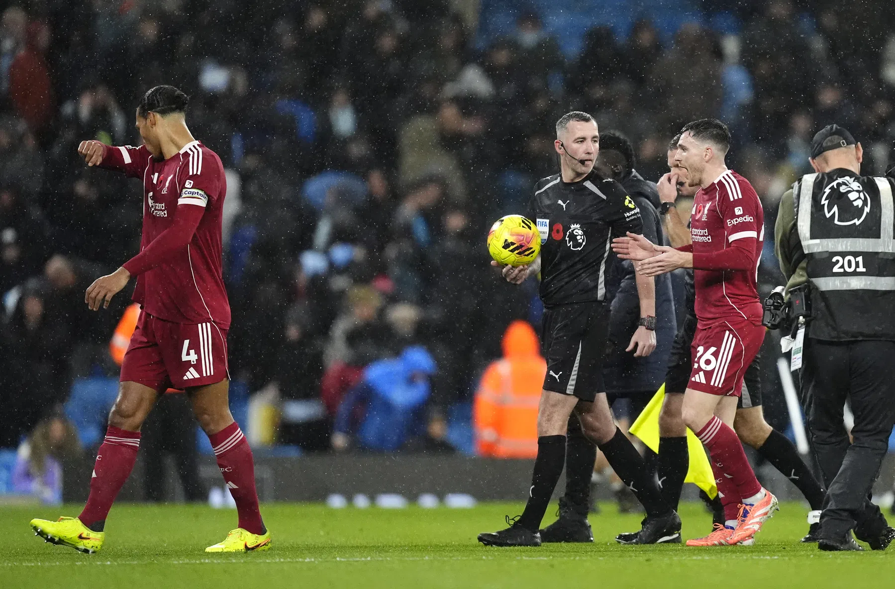 Speciaal panel bevestigt: goal Van Dijk onterecht afgekeurd tegen Man City