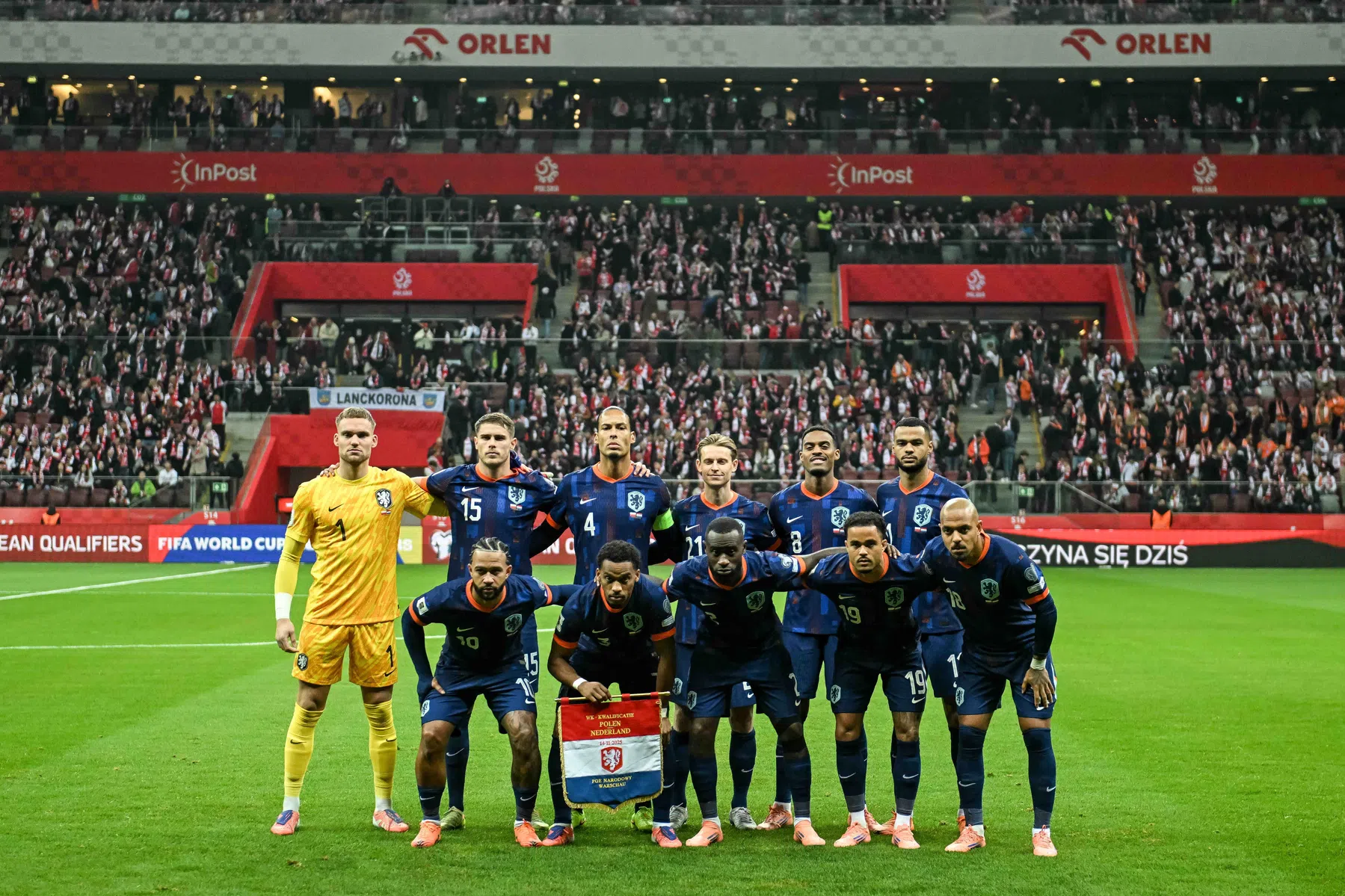 Voetbal op tv: op deze zender kijk je naar Nederland - Litouwen