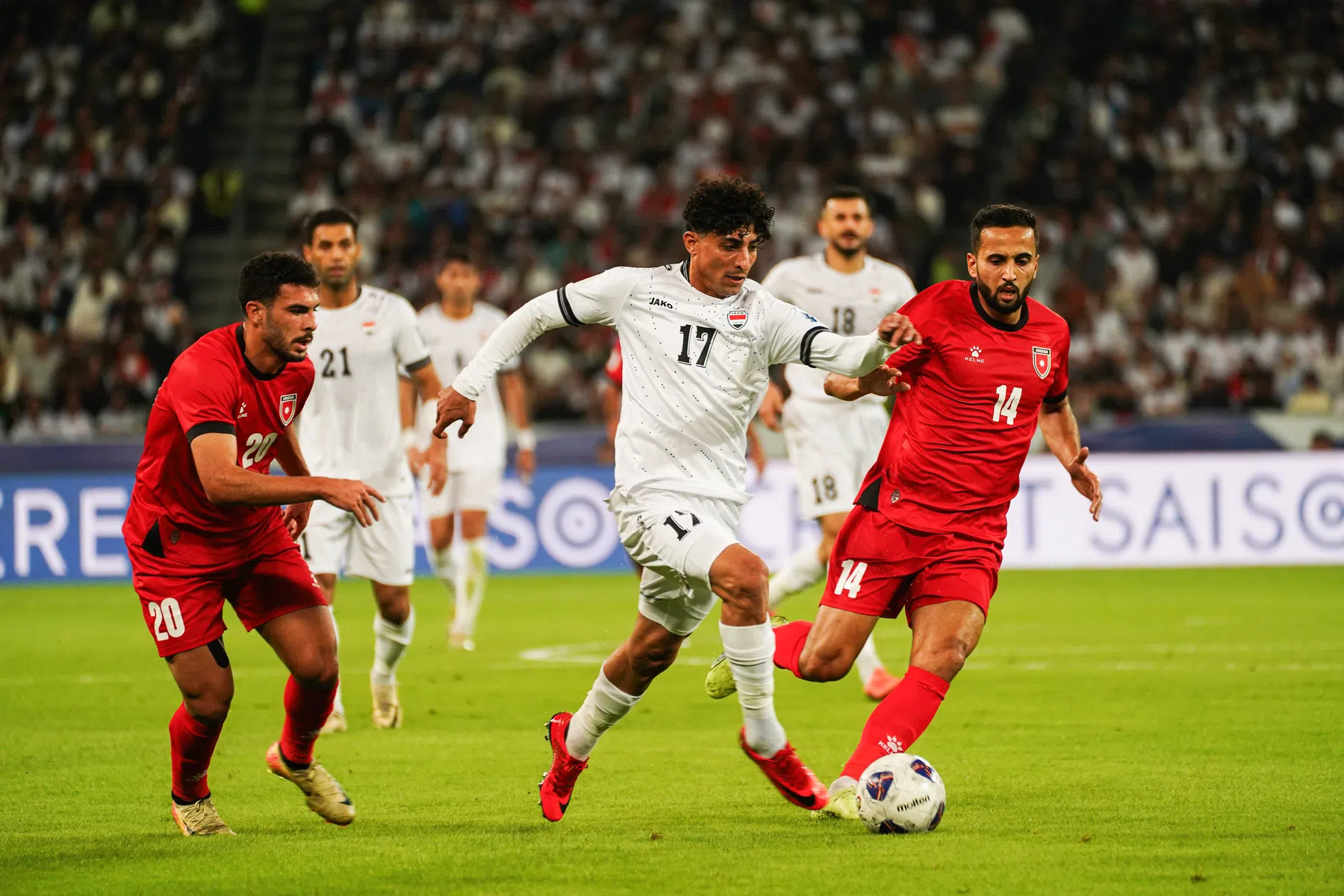 Irak houdt WK-droom in leven na penalty in laatste minuut