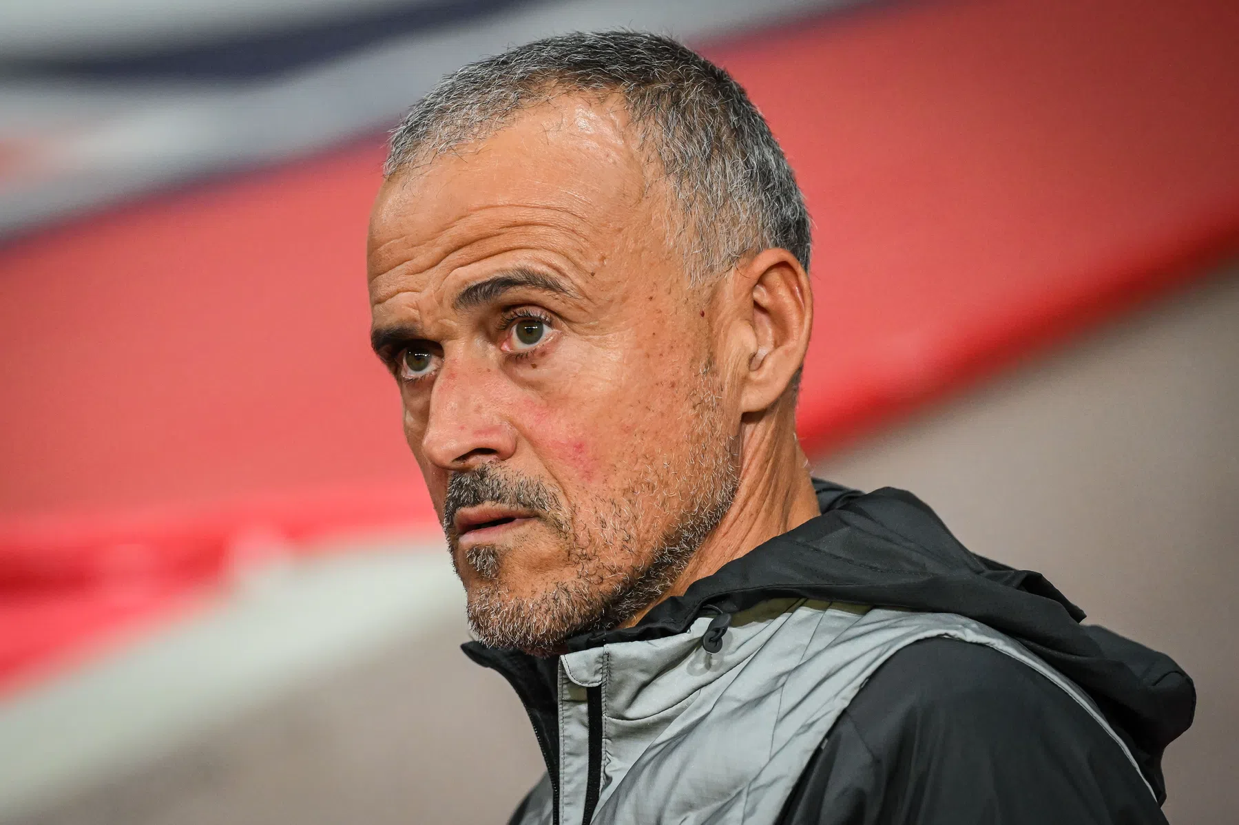 PSG-spelers pakken award na award, maar Luis Enrique heeft er niets mee