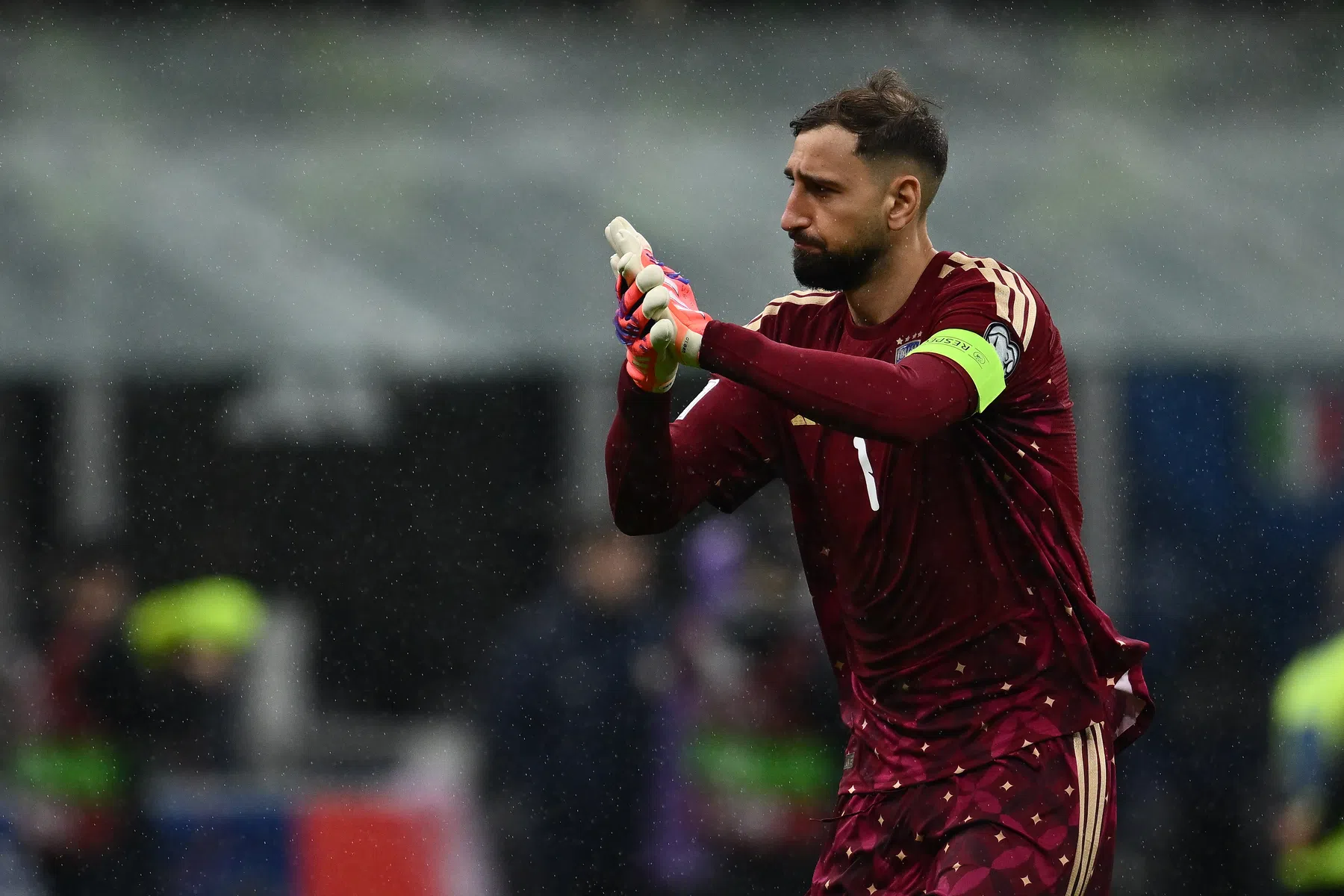 Openhartige Donnarumma: 'Ik voelde me in de steek gelaten door PSG'